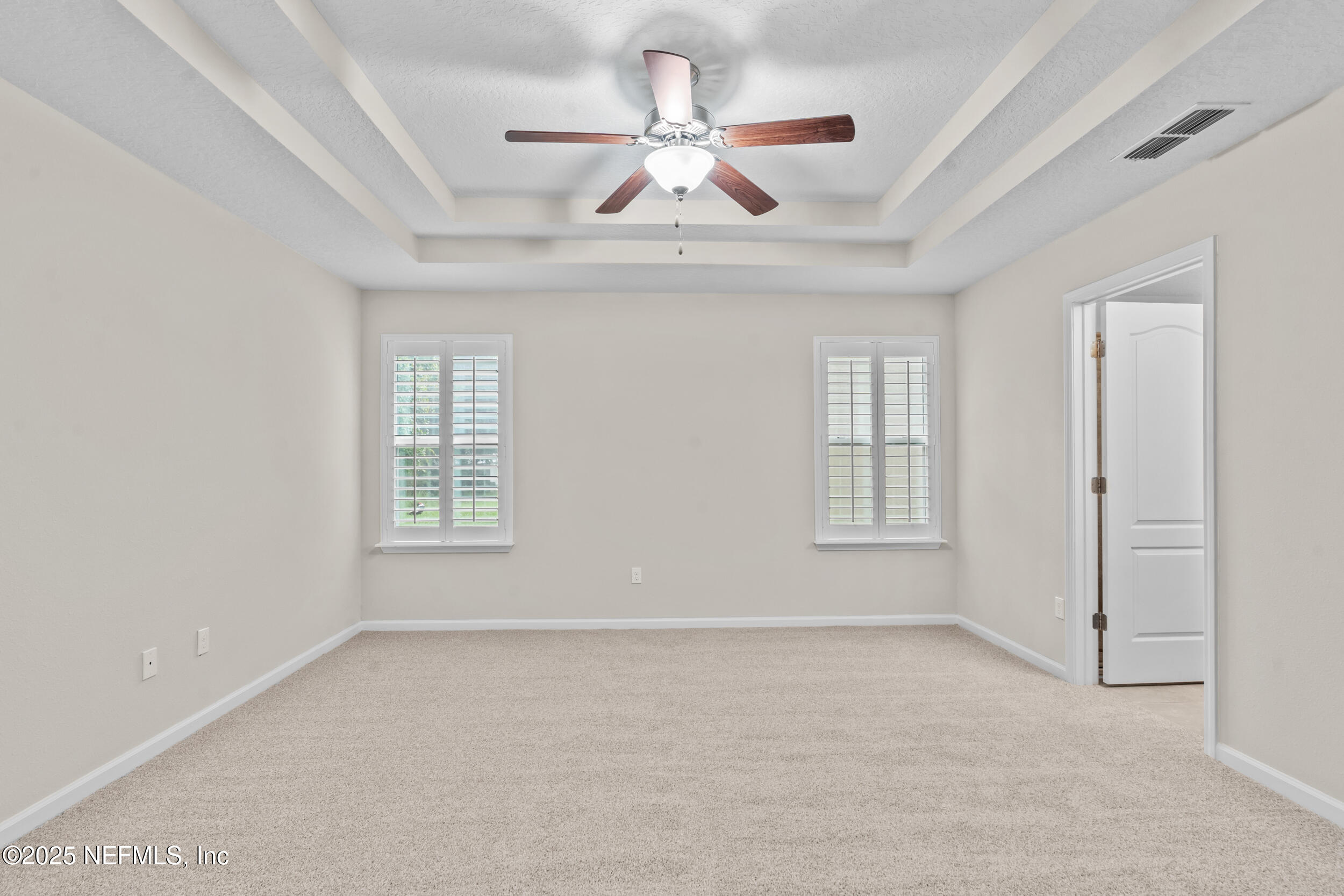 586 DRYSDALE Drive