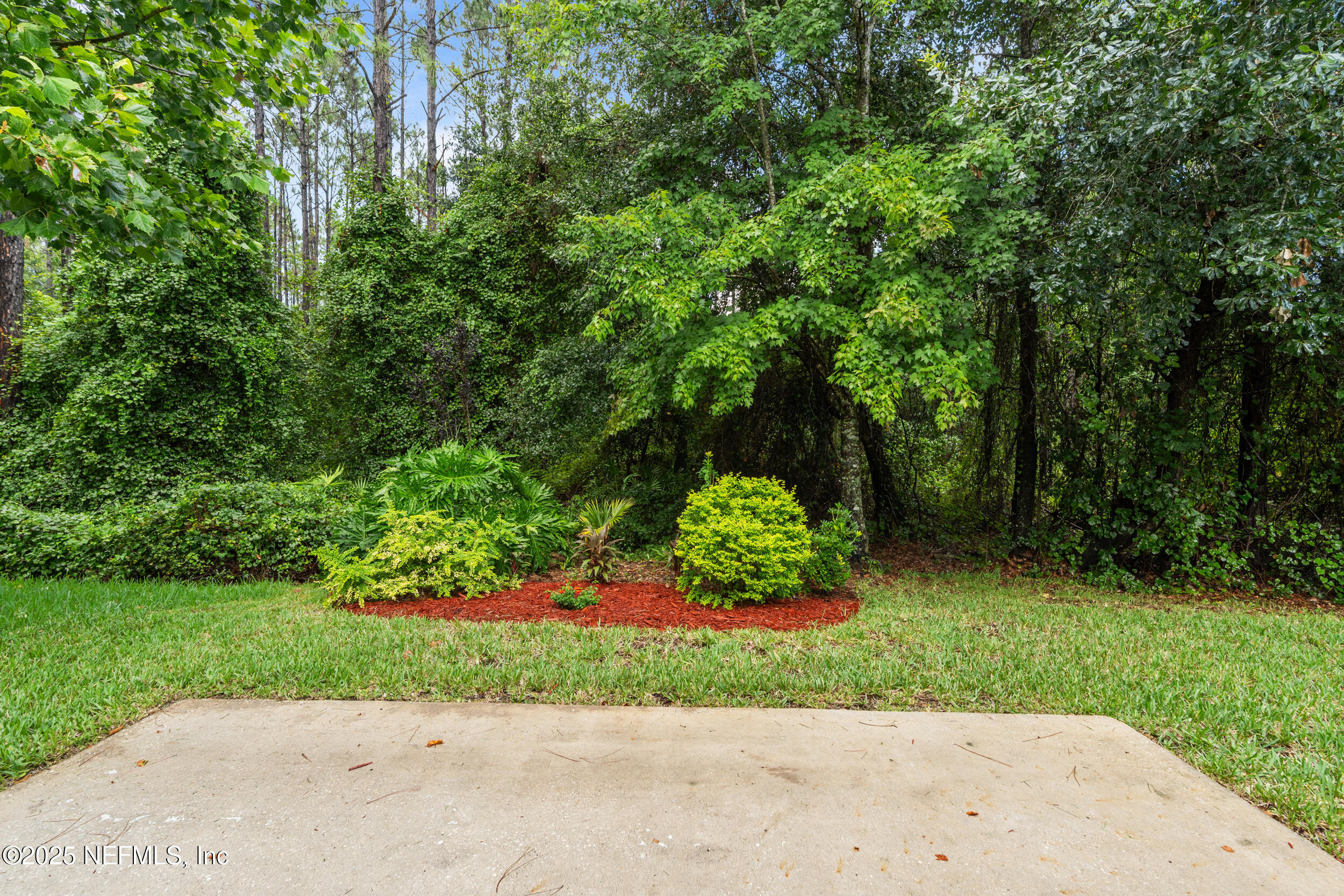 586 DRYSDALE Drive