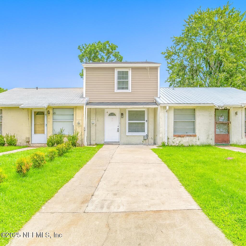 2639 SUNRISE VILLAGE Drive B