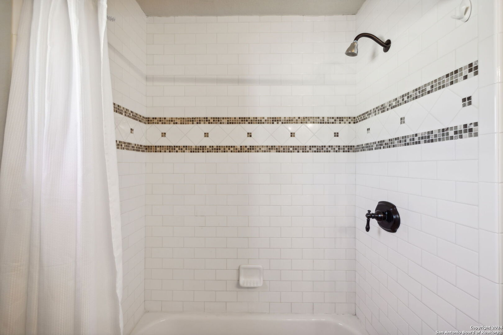 244 SEFORD DR