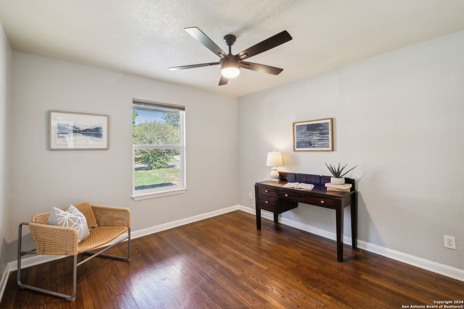244 SEFORD DR