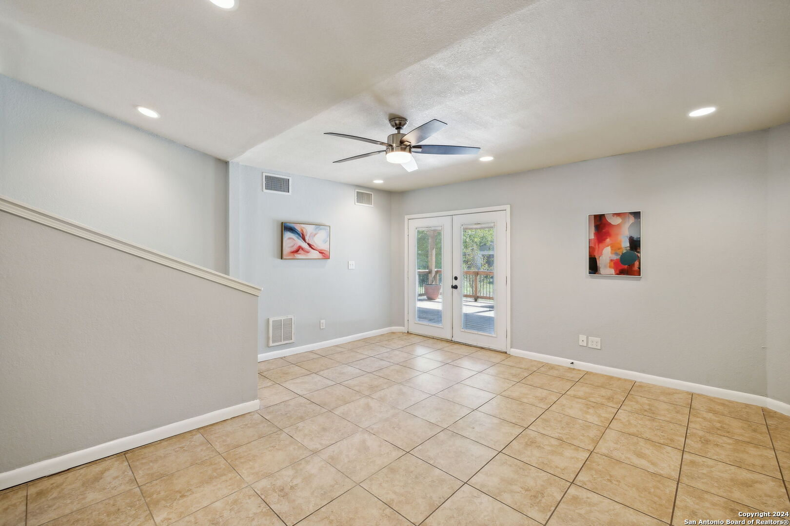 244 SEFORD DR