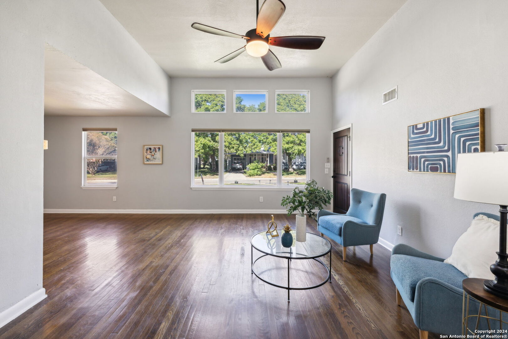 244 SEFORD DR