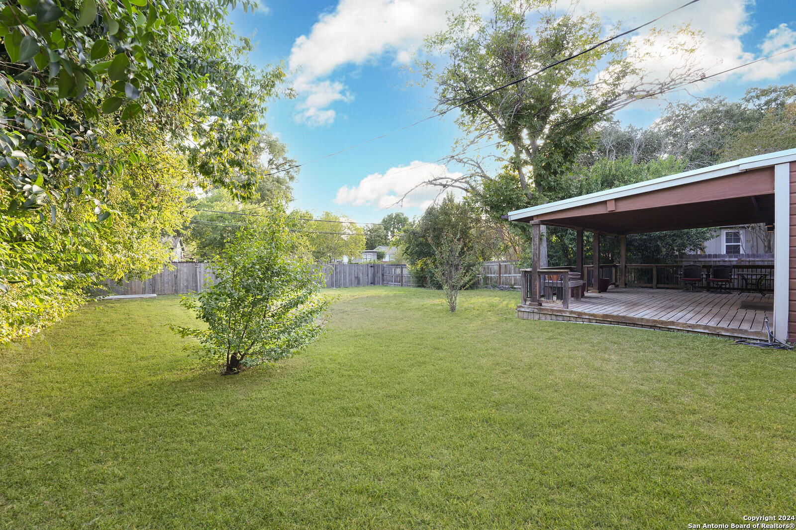 244 SEFORD DR