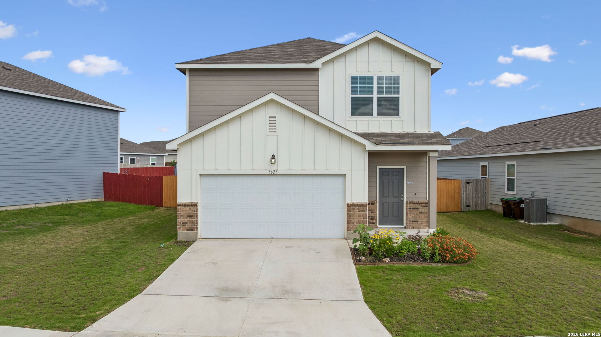 5625 ROWAN RDG