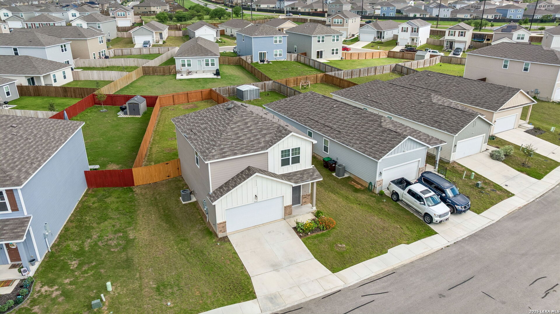 5625 ROWAN RDG