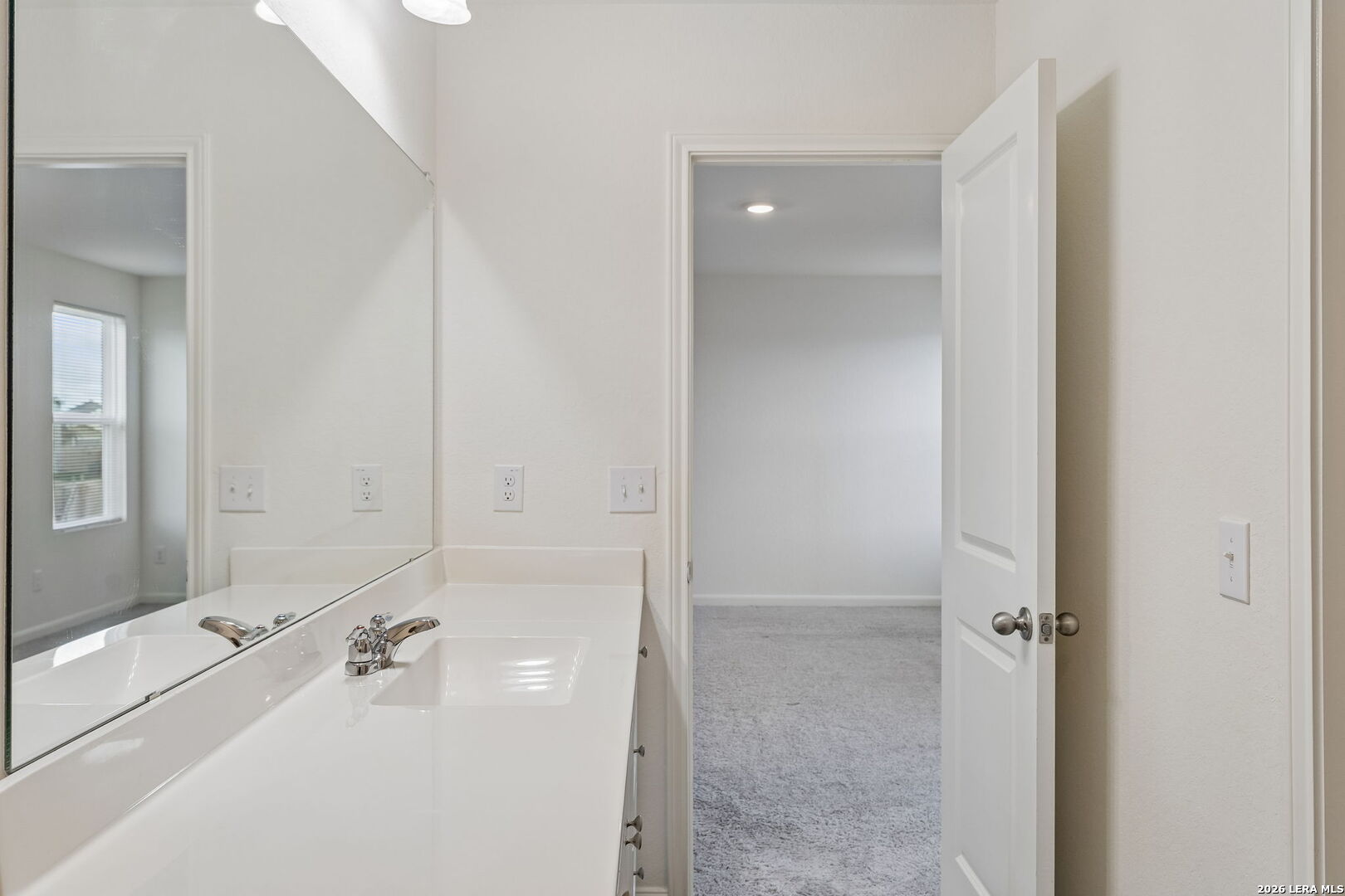 5625 ROWAN RDG