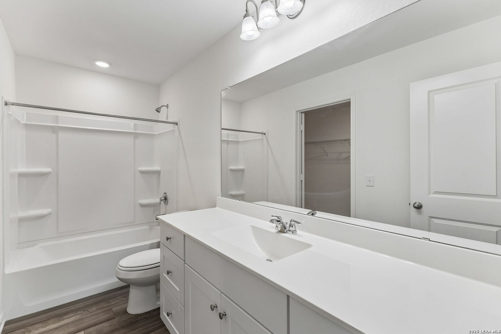 5625 ROWAN RDG