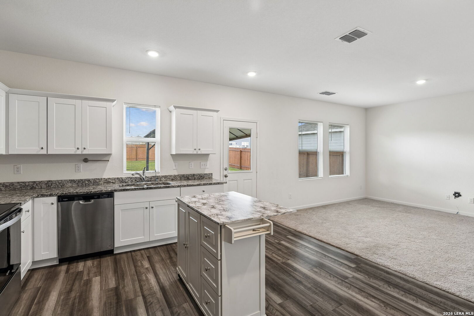 5625 ROWAN RDG