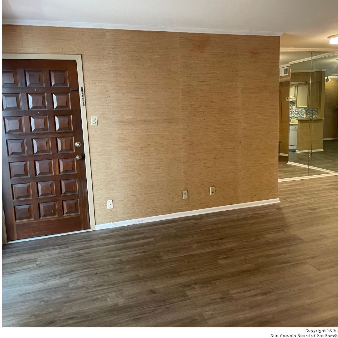 2300 NACOGDOCHES RD Unit: APT 203 A