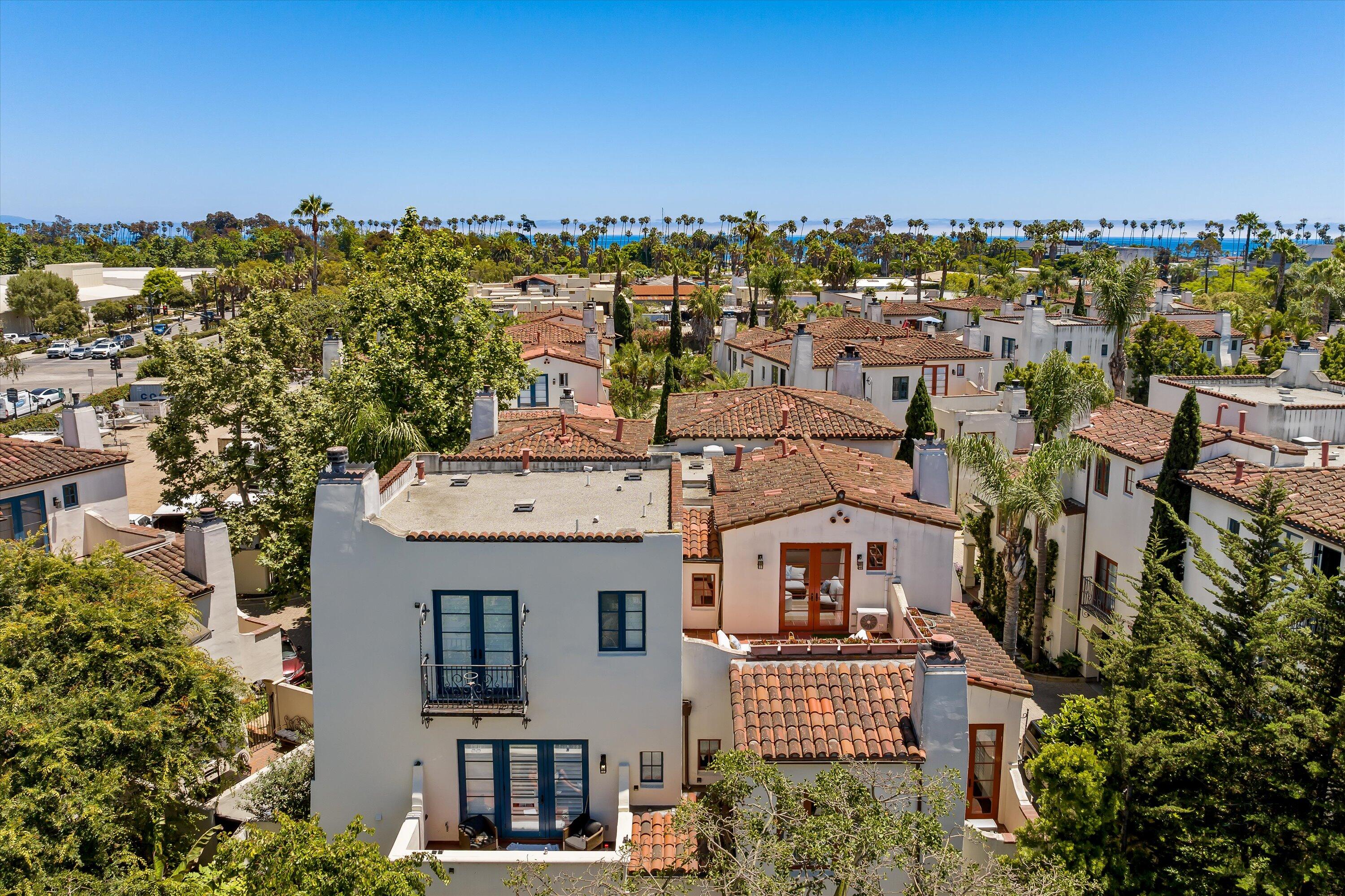 218 Santa Barbara Street Unit: B