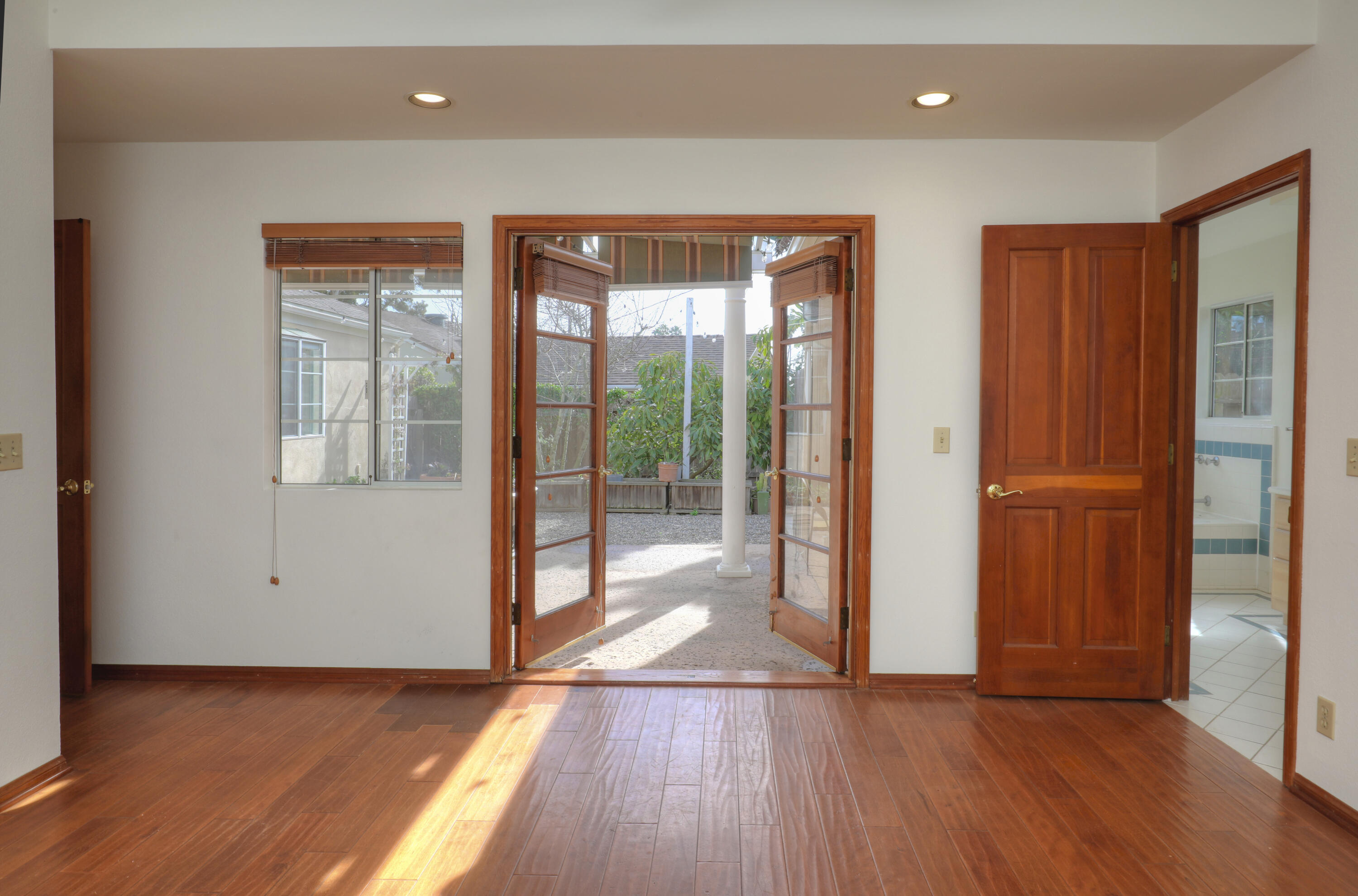 129 San Clemente Avenue