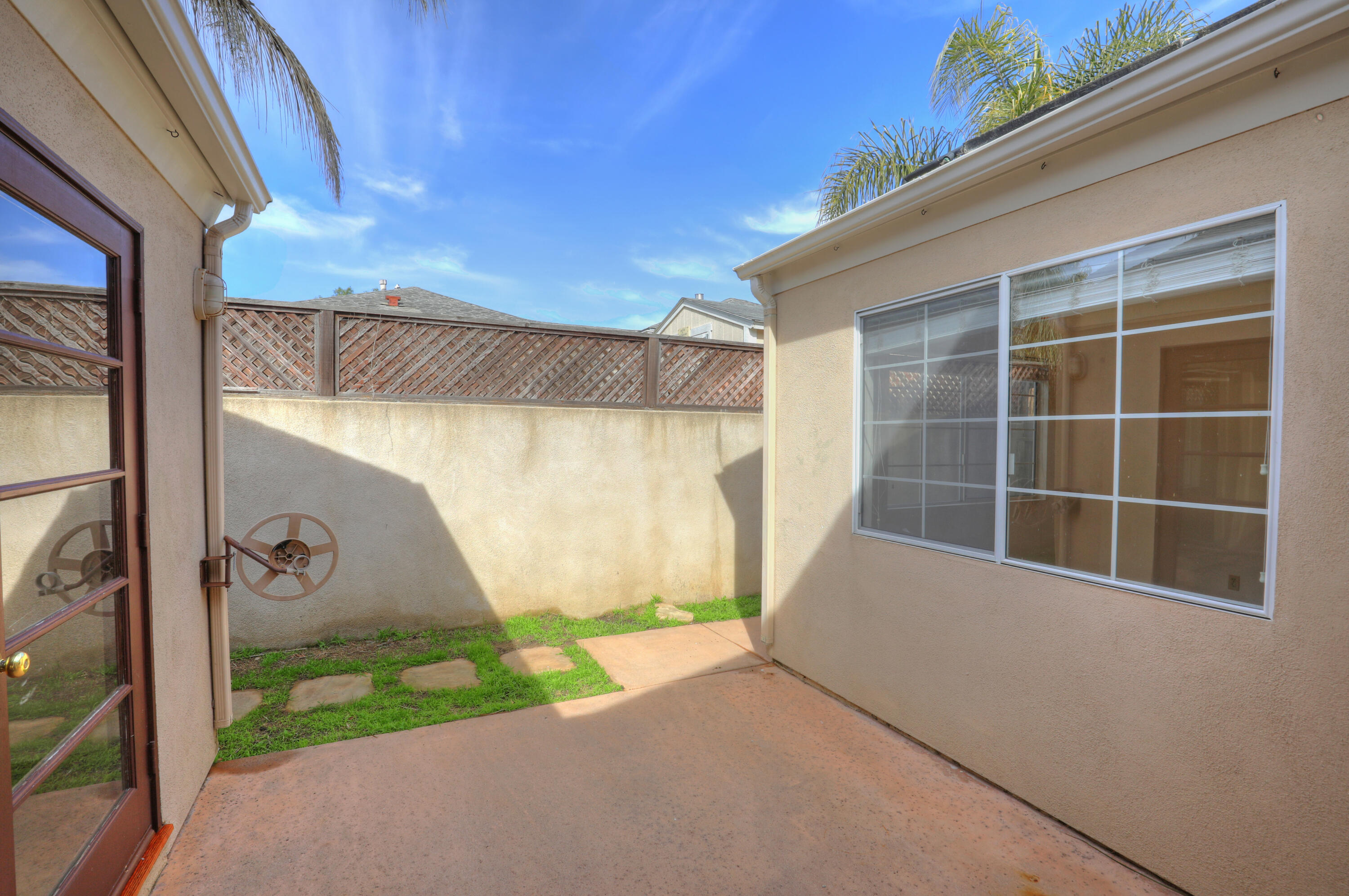129 San Clemente Avenue