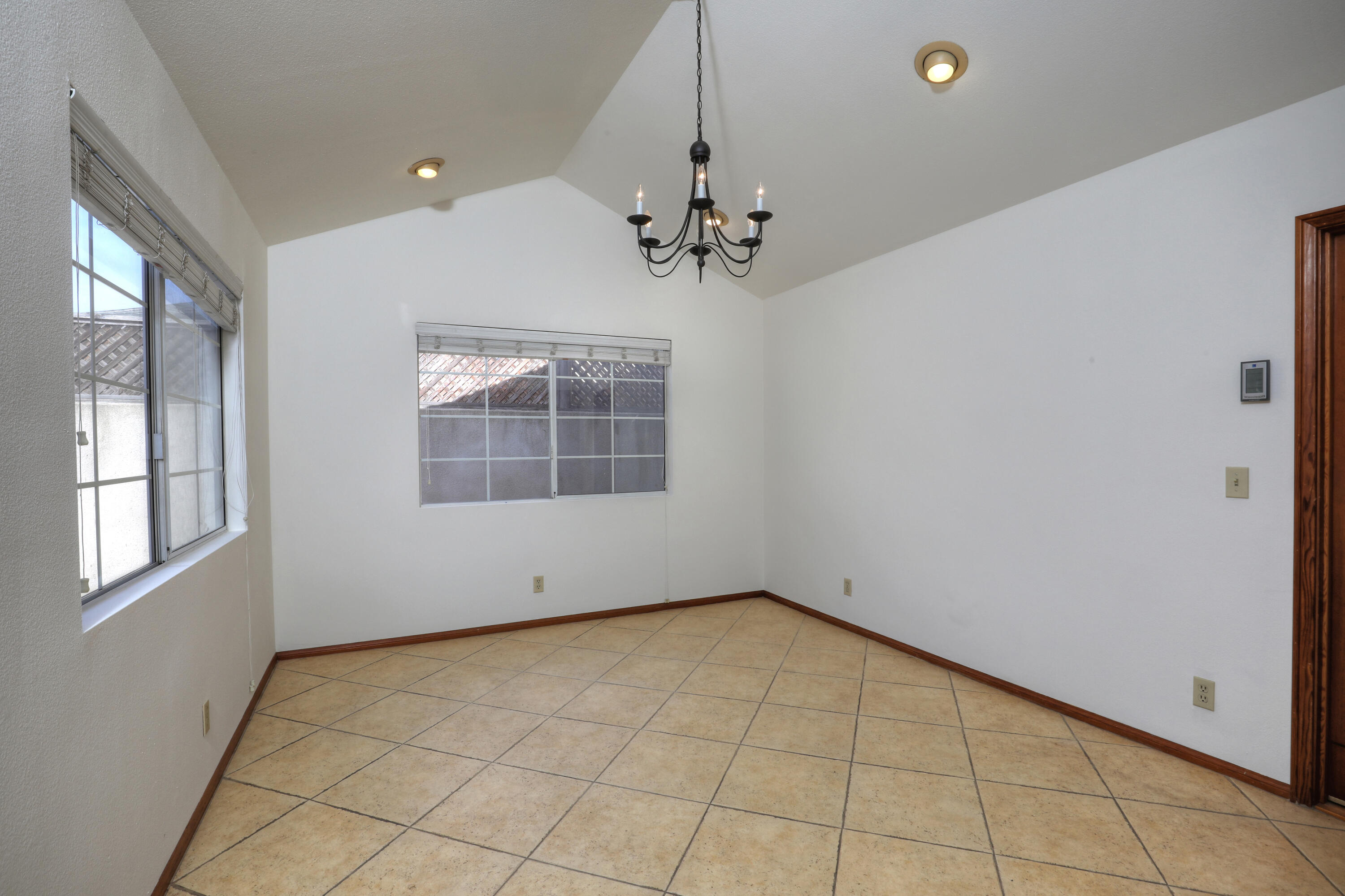 129 San Clemente Avenue