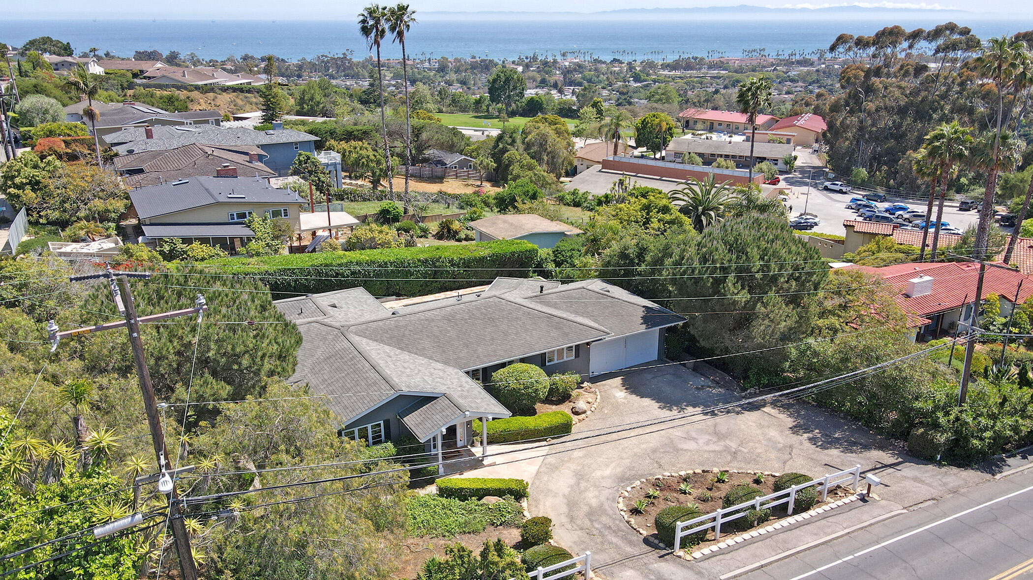 105 Alameda Padre Serra