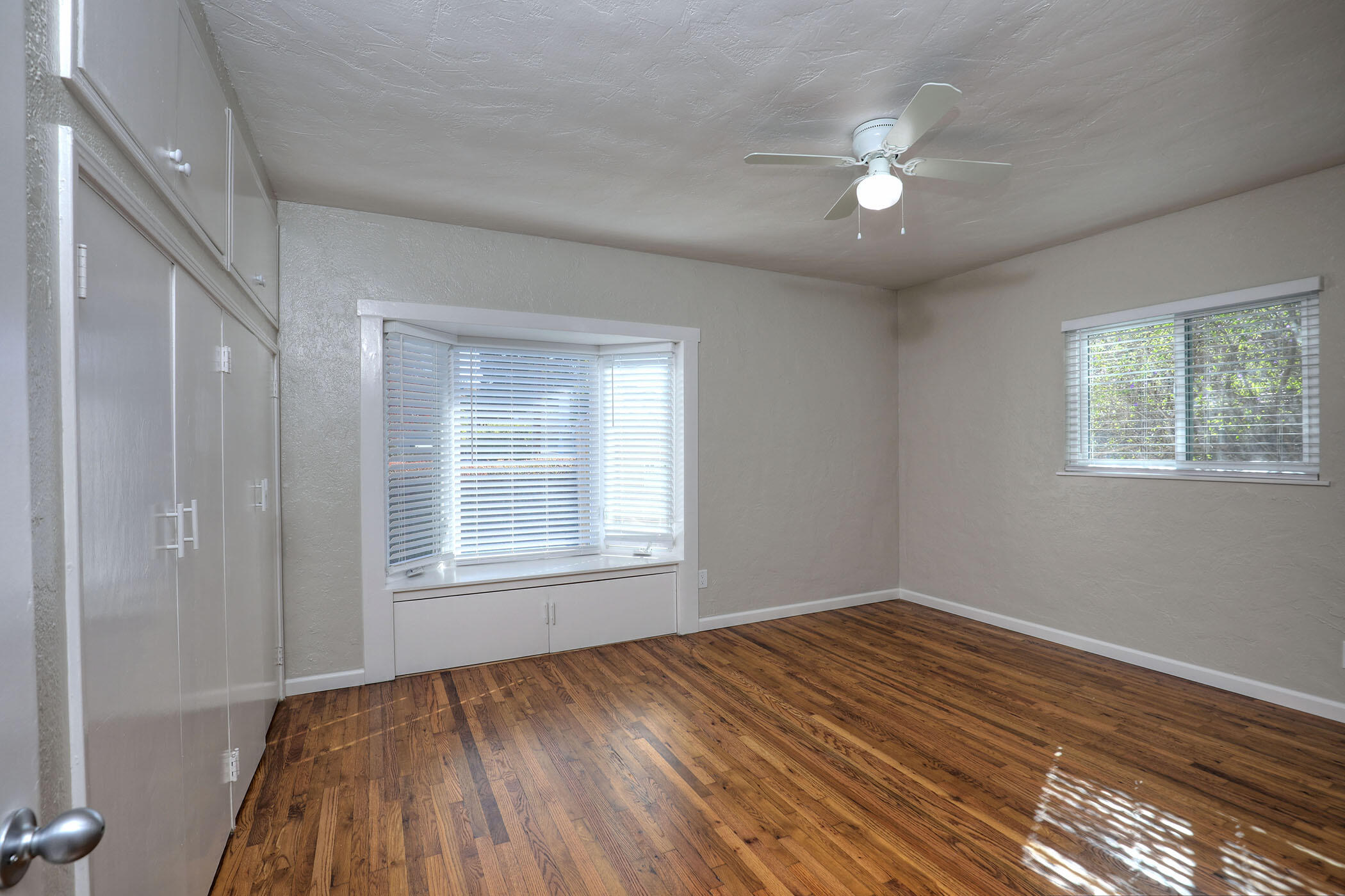 828 Alberta Avenue