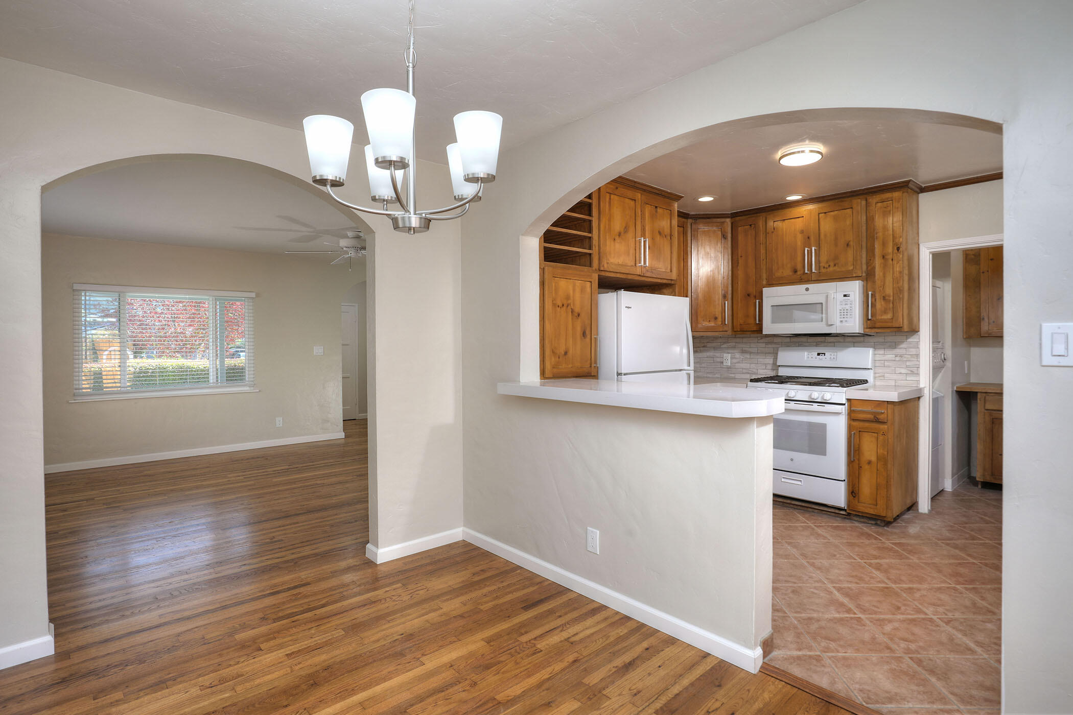 828 Alberta Avenue