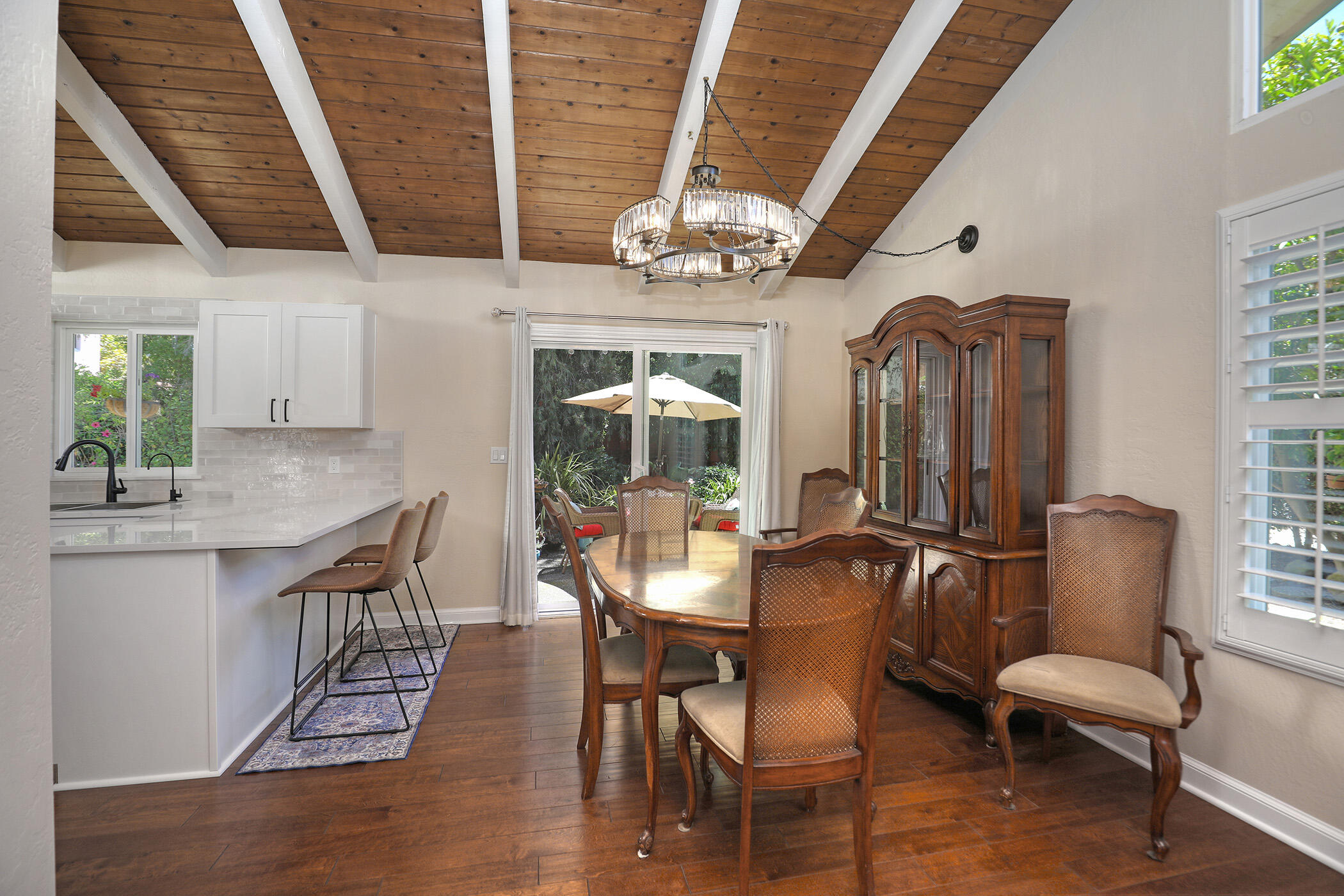 2110 Cliff Drive