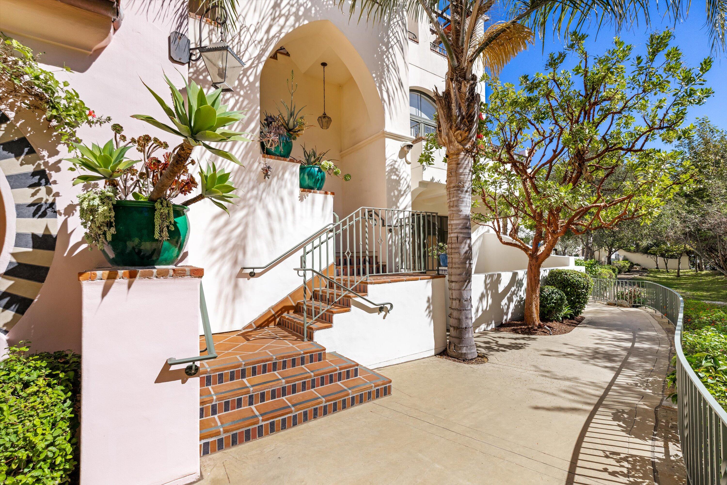 401 Chapala Street 214