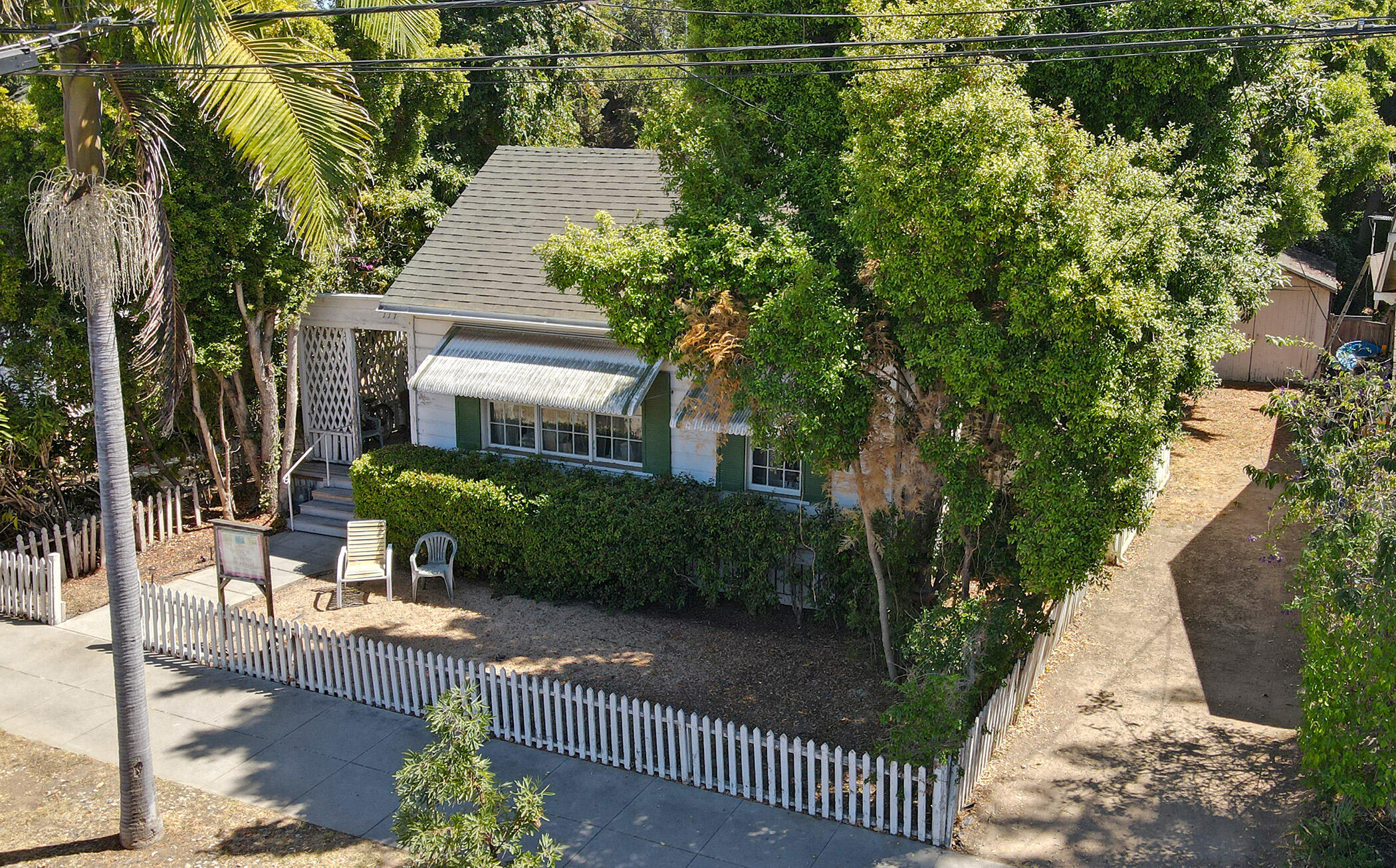 117 W Valerio Street