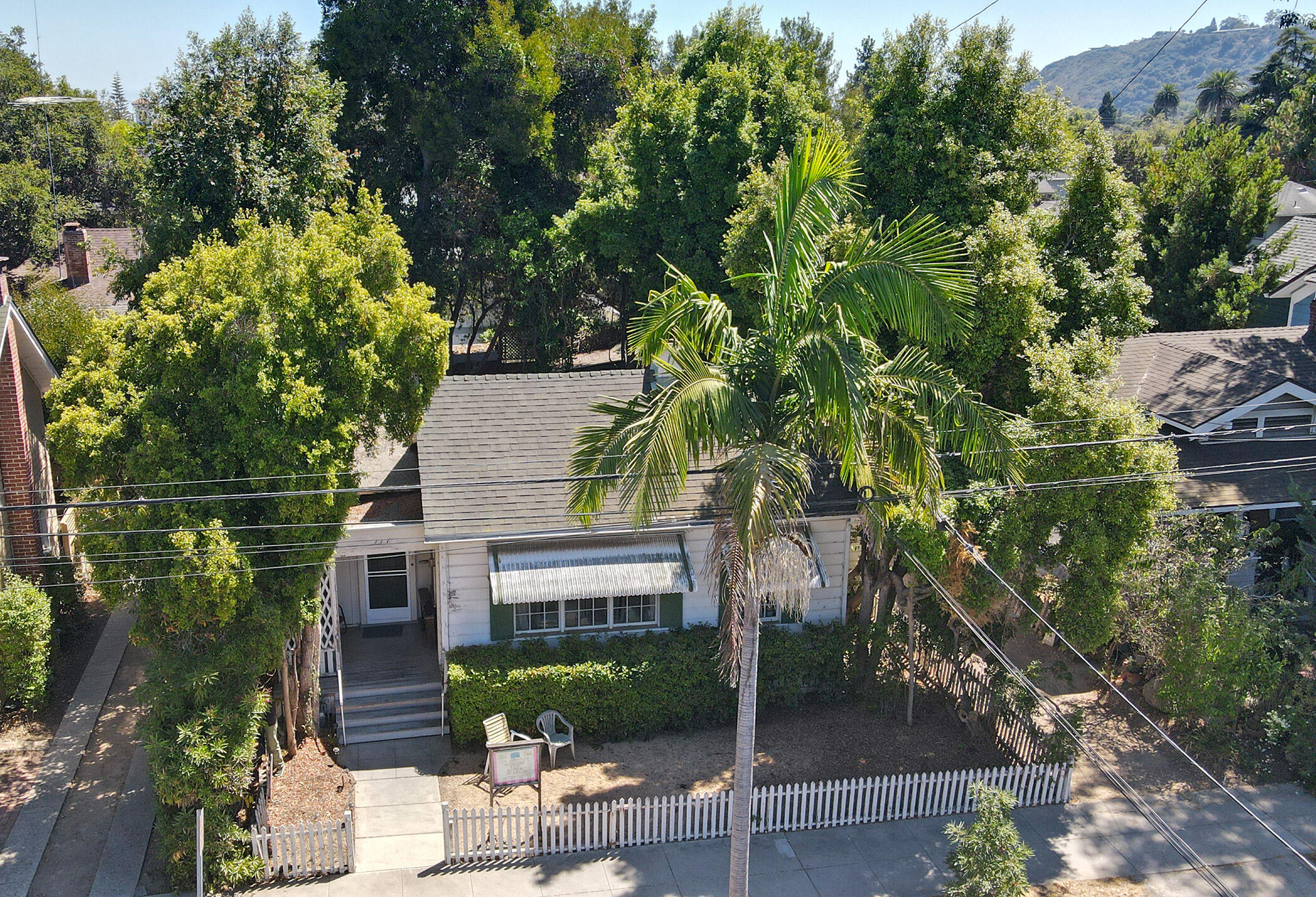 117 W Valerio Street