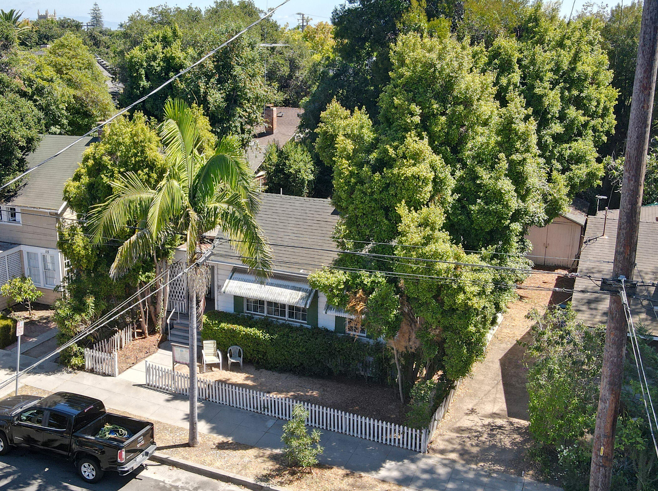117 W Valerio Street