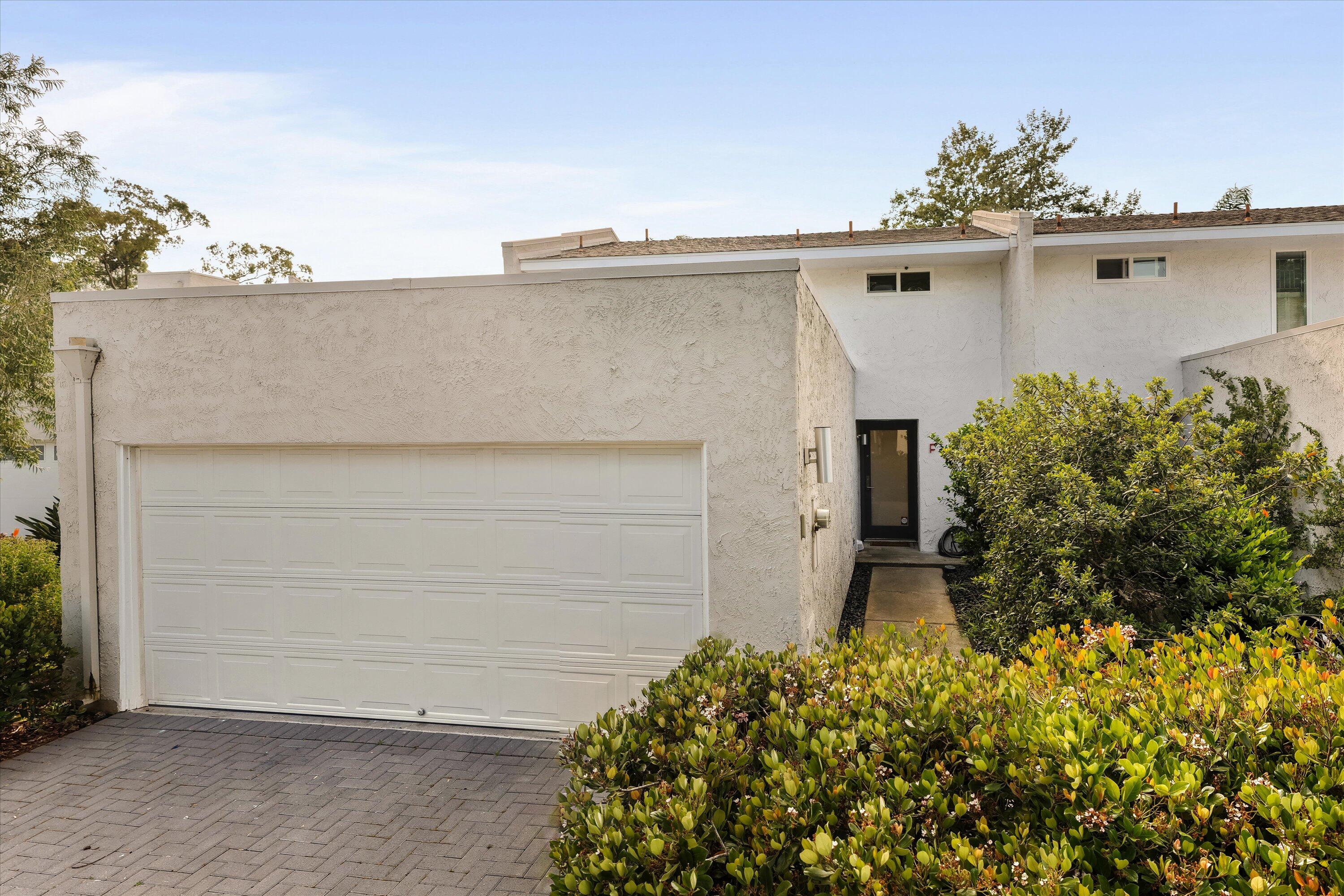 5053 Rhoads Avenue Apt F
