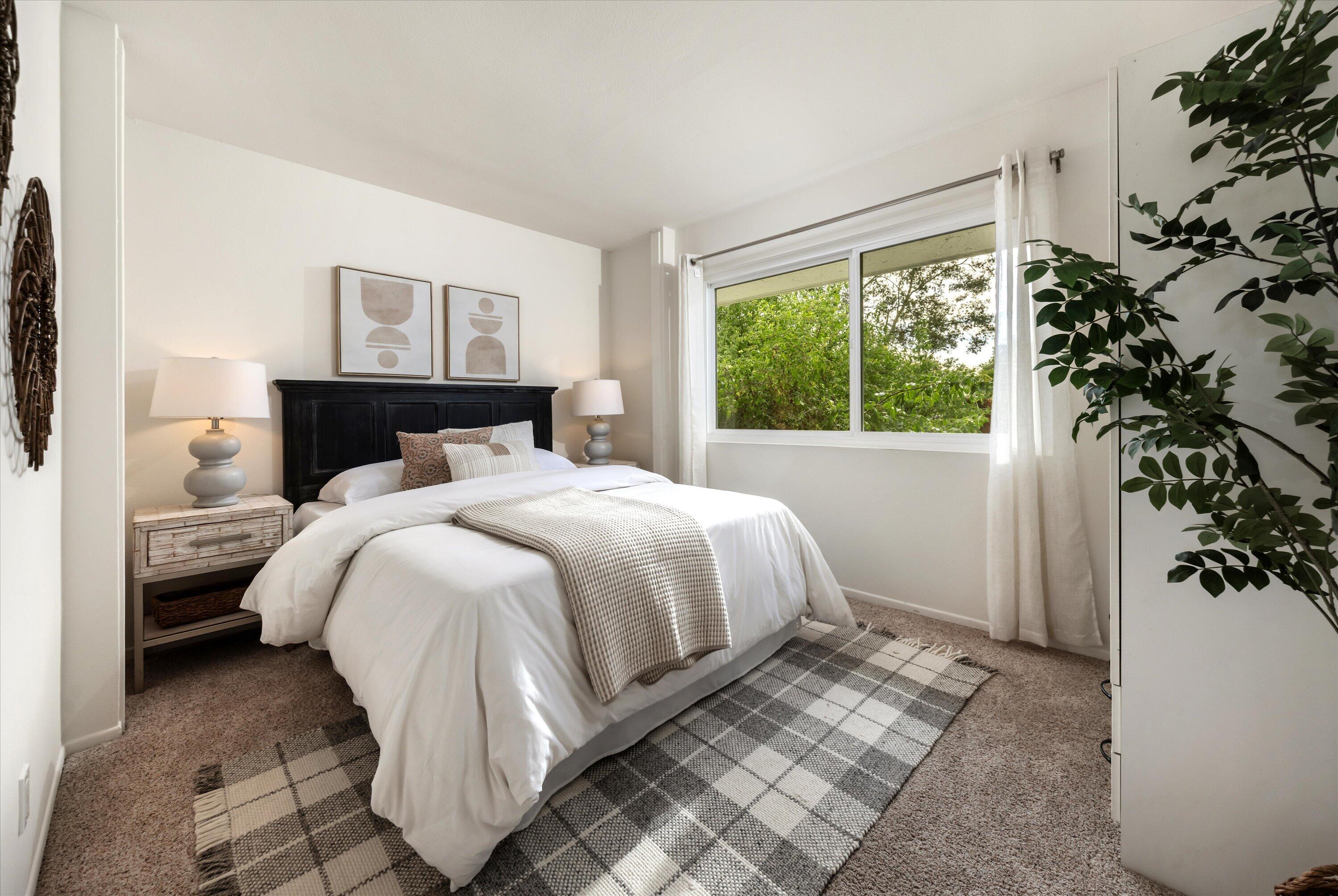 5053 Rhoads Avenue Apt F