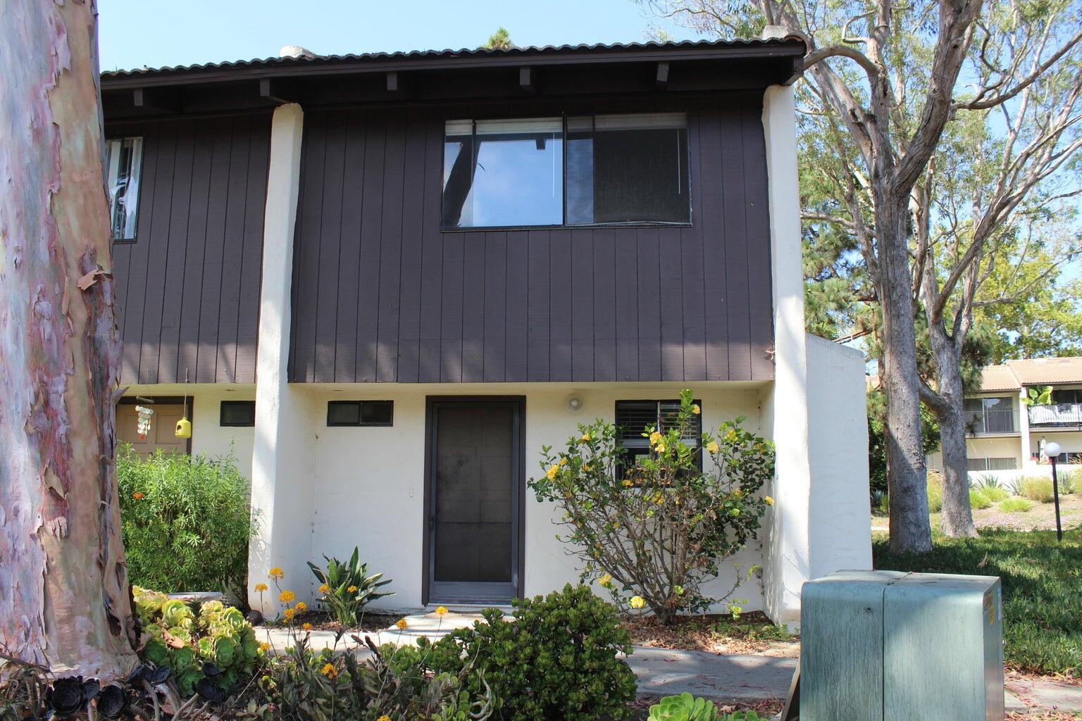 1035 Miramonte 1