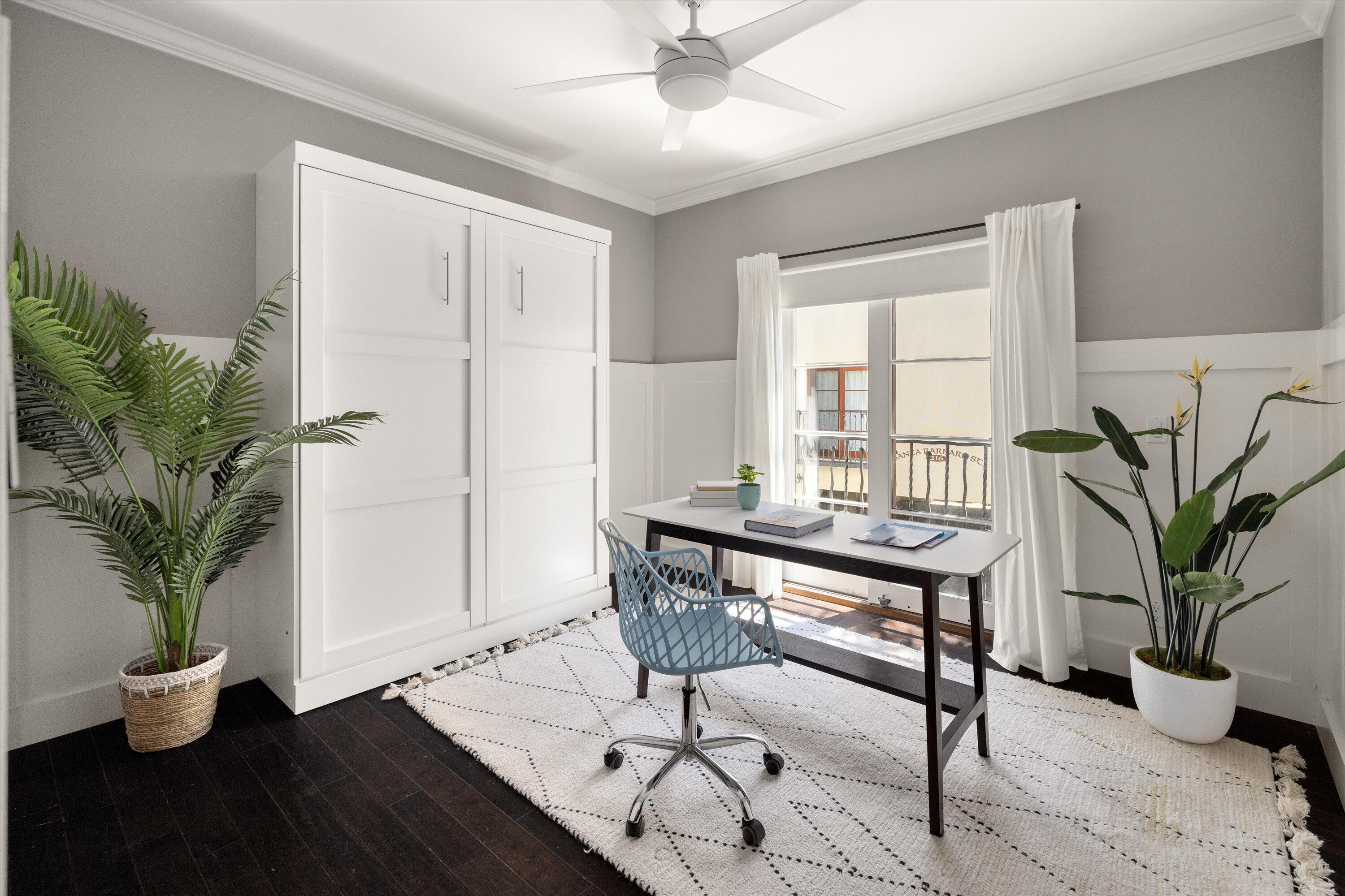 218 Santa Barbara Street Unit: B