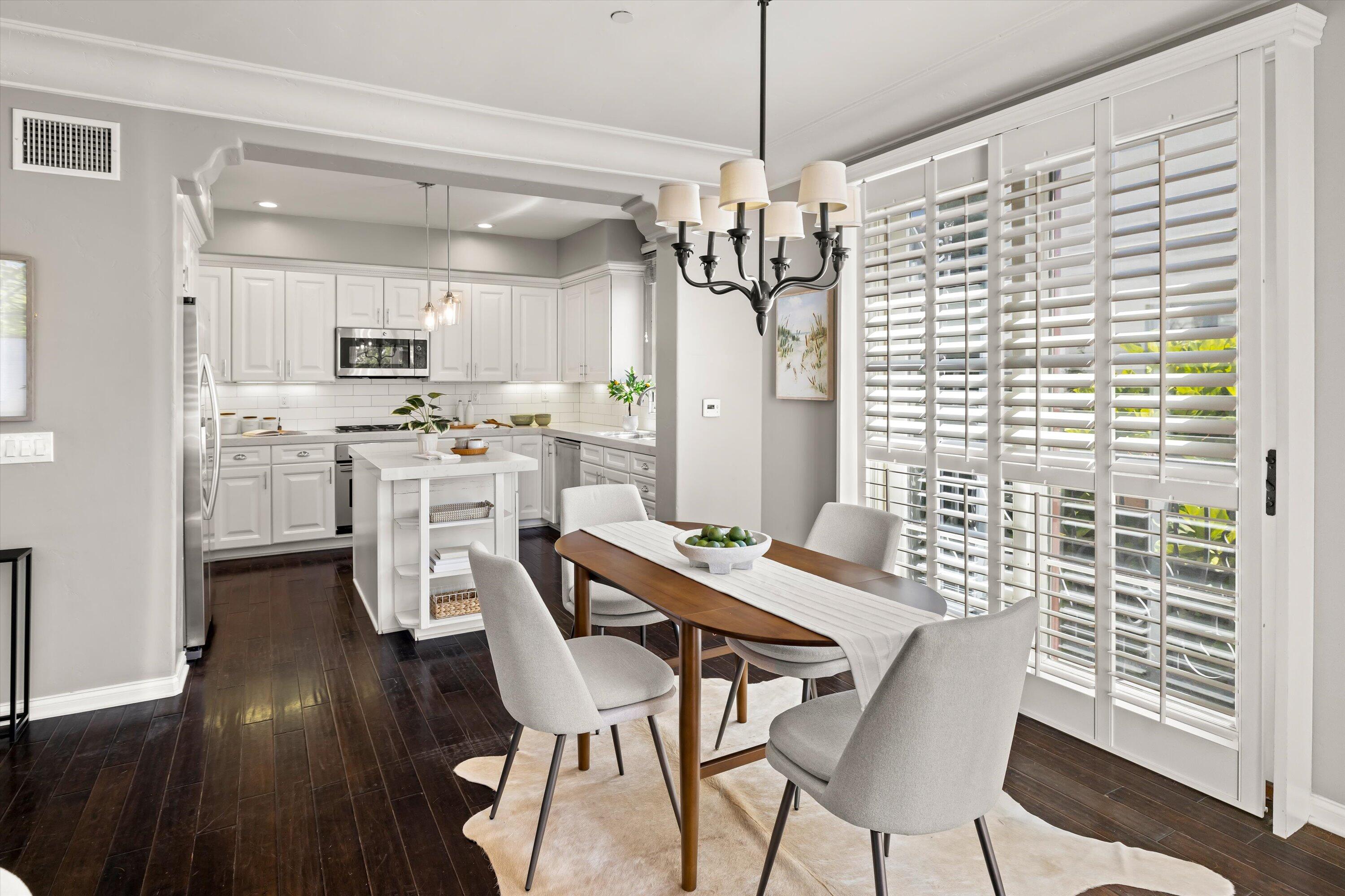 218 Santa Barbara Street Unit: B