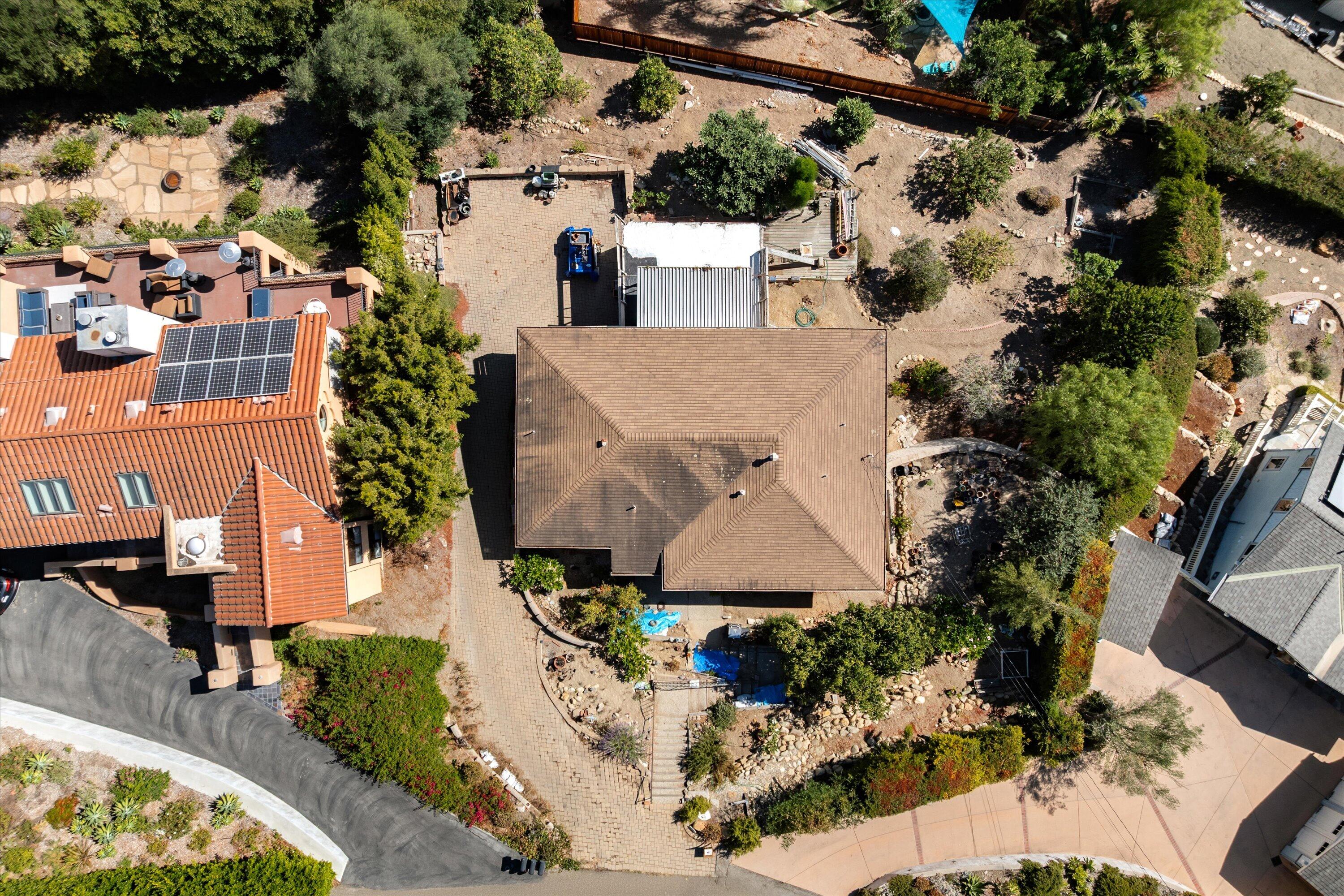 2662 Montrose Place