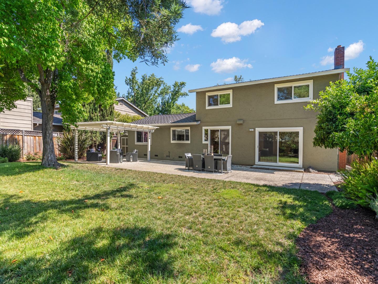 6672 Mount Pakron Drive
