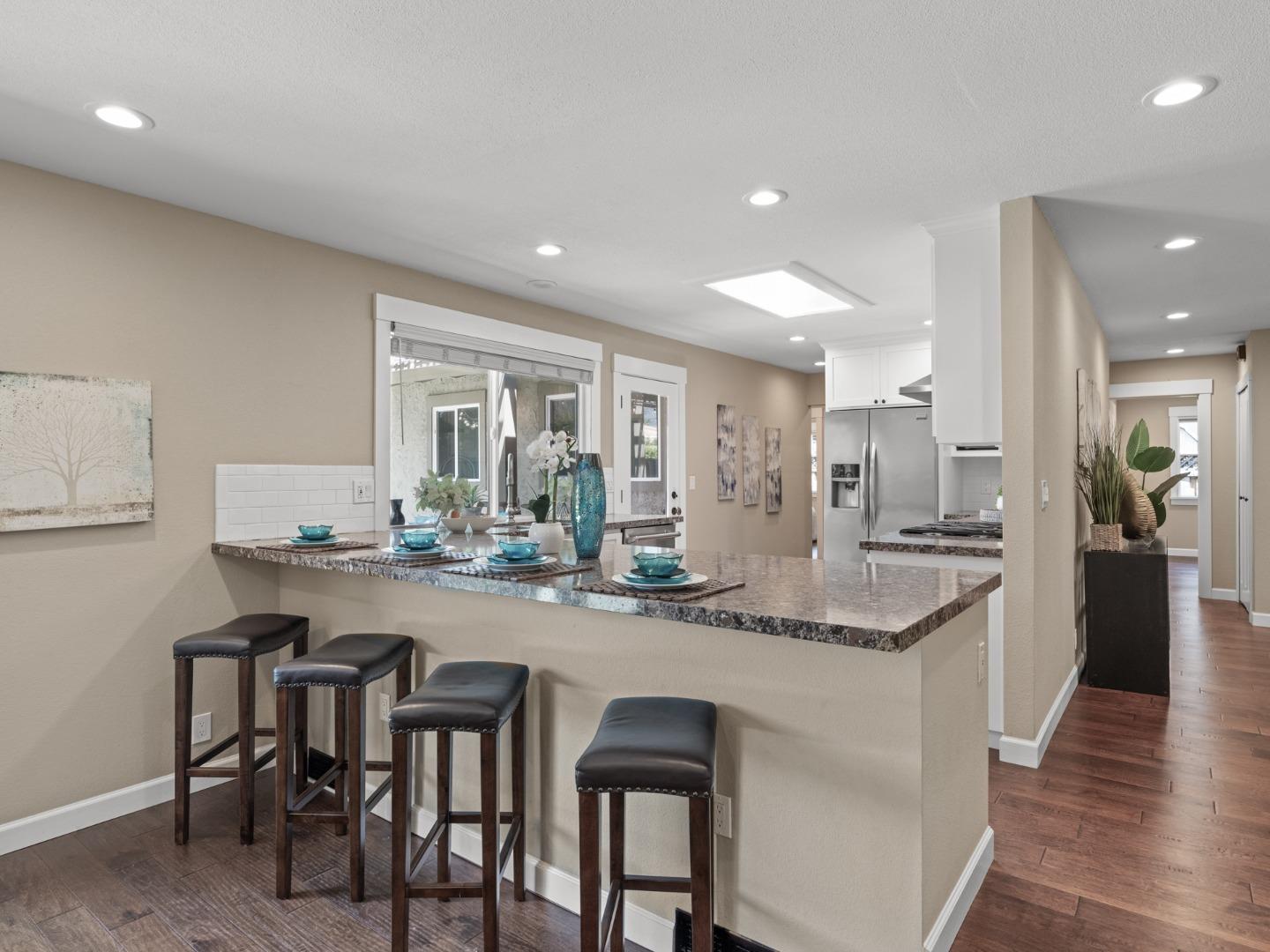 6593 Winterset WAY