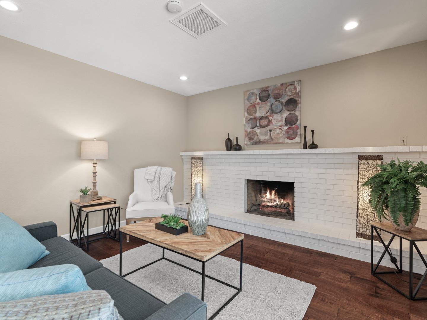 6593 Winterset WAY