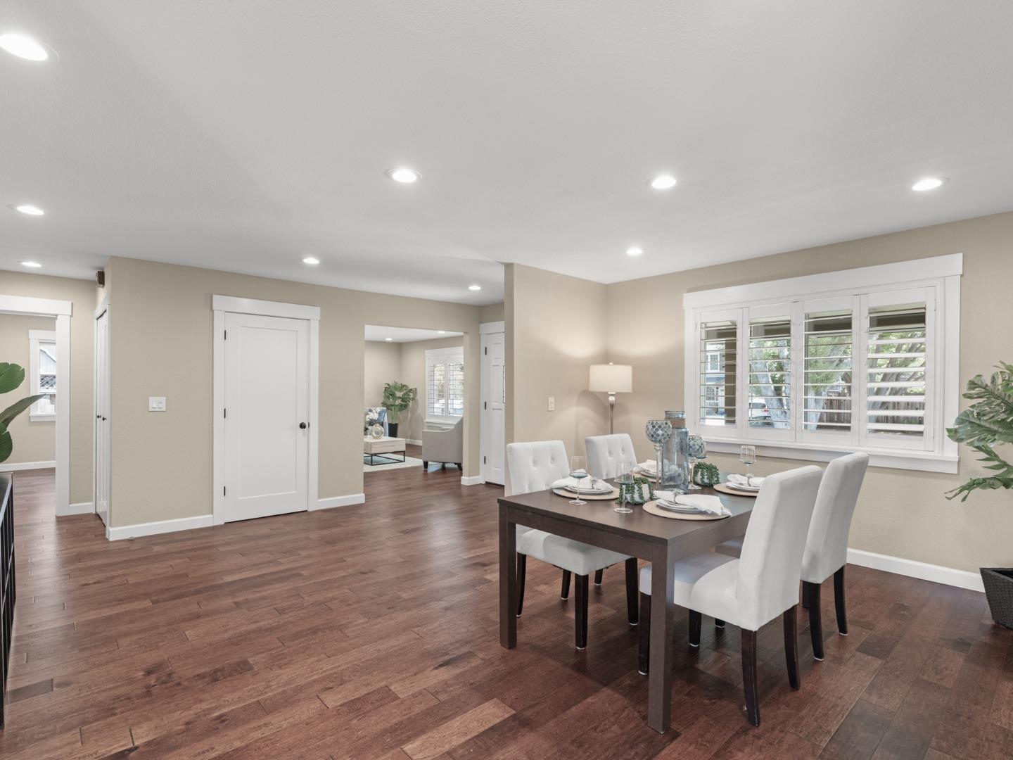 6593 Winterset WAY