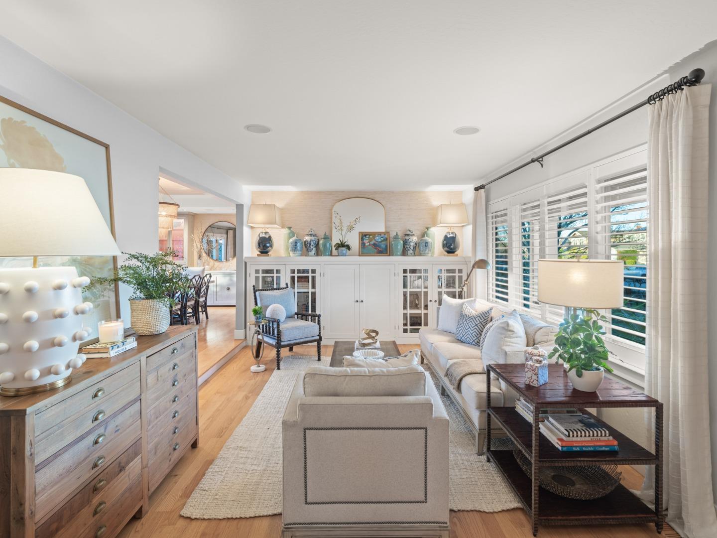 1467 Medallion DR