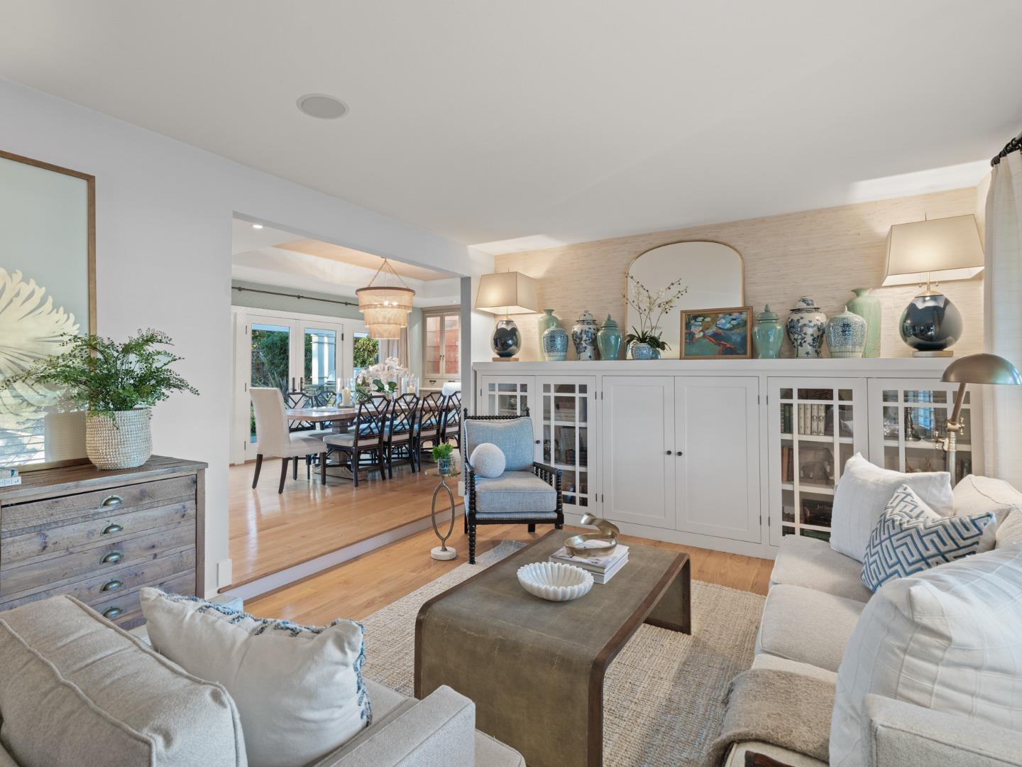 1467 Medallion DR