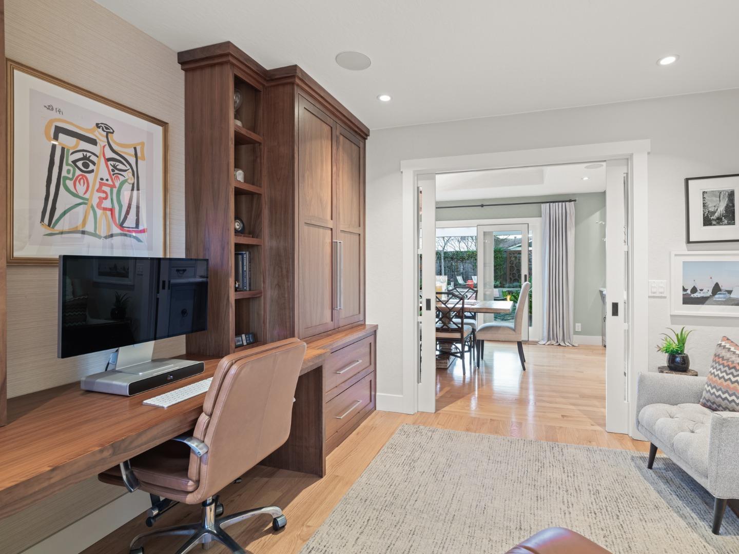 1467 Medallion DR