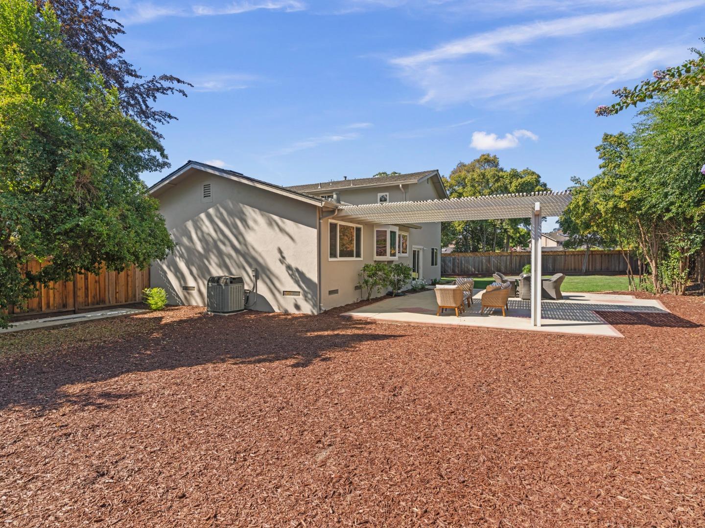 1033 Bright Oak Place