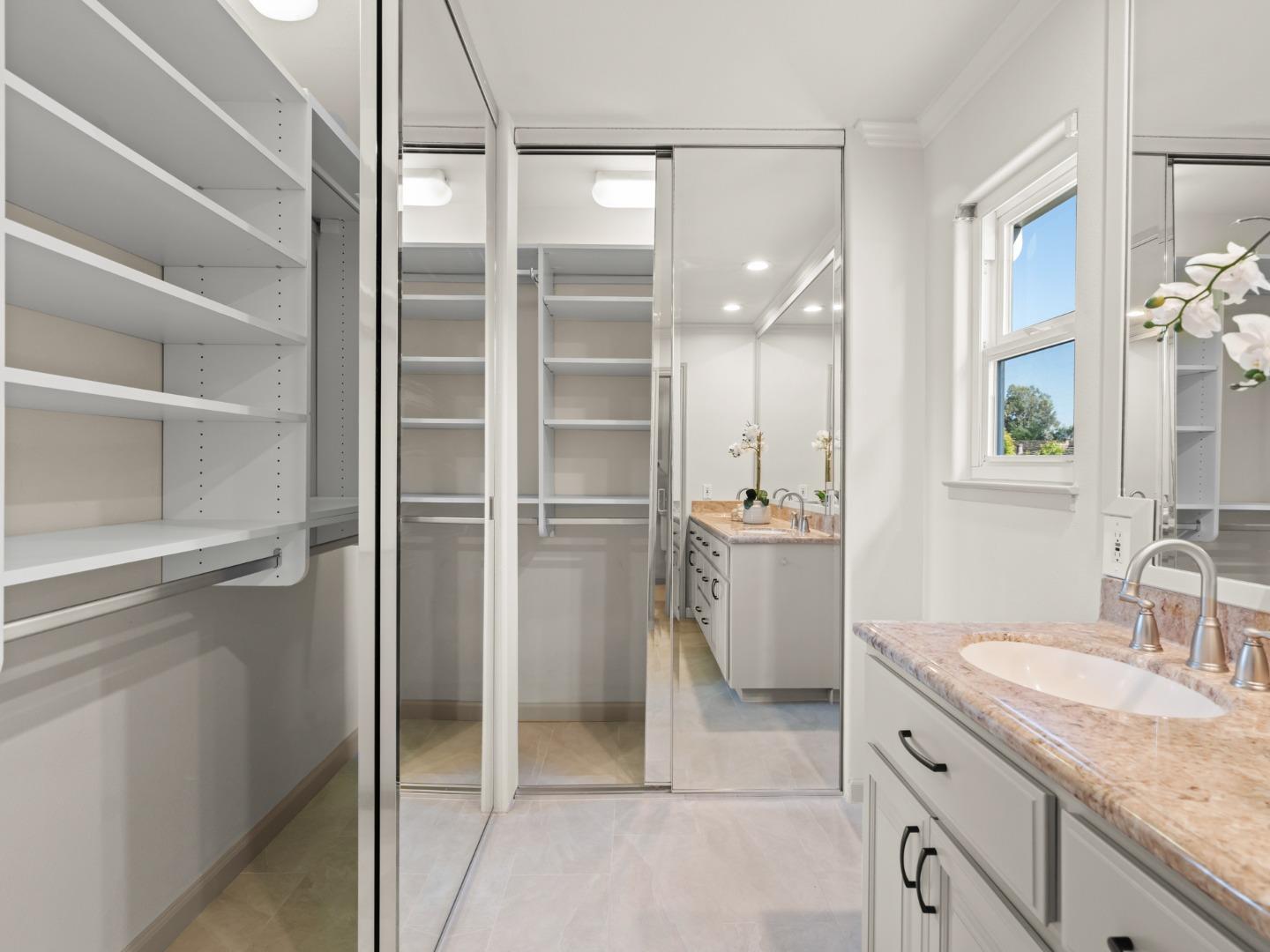 1033 Bright Oak Place