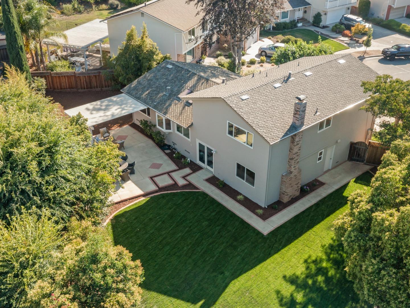 1033 Bright Oak Place