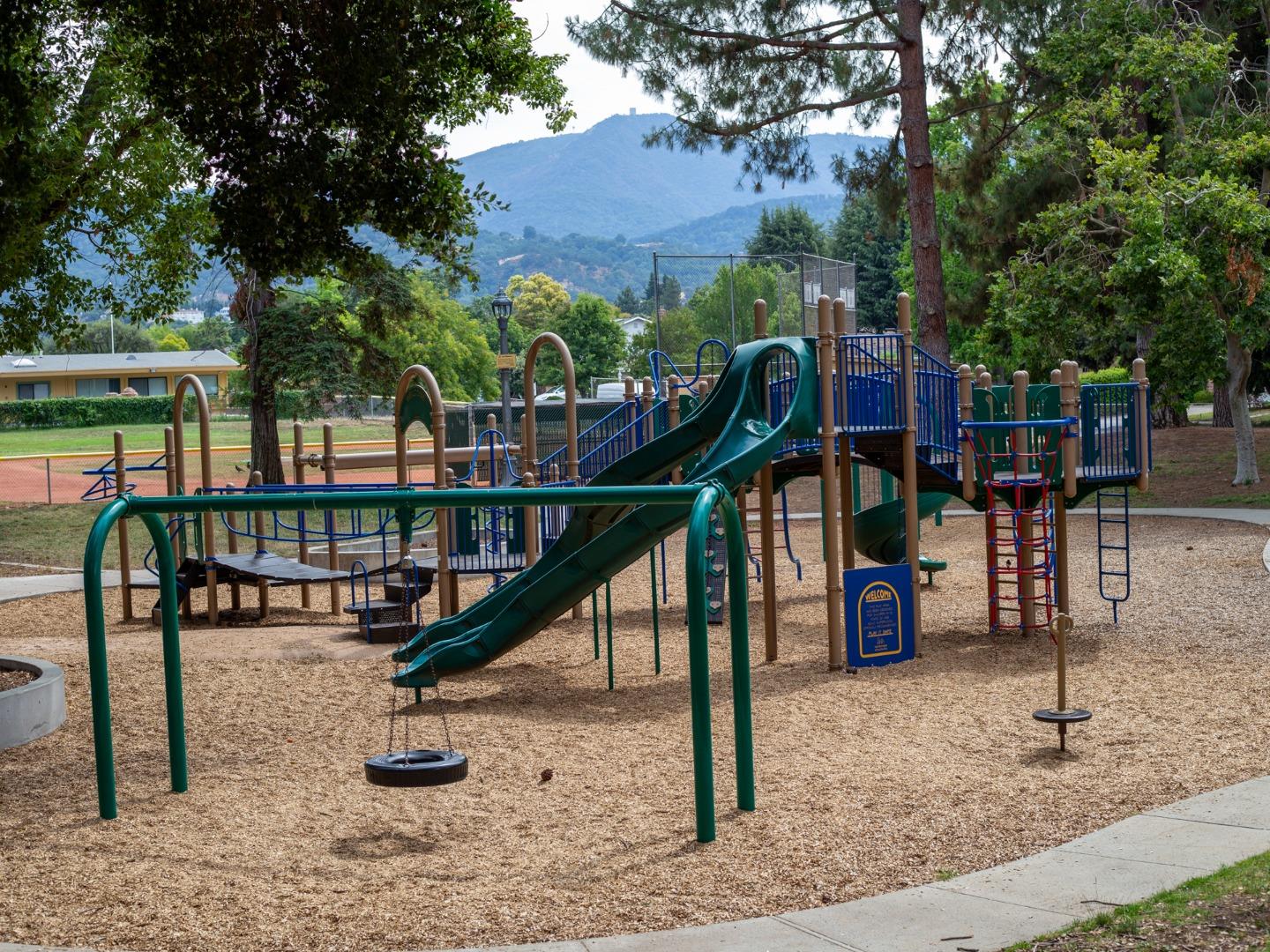 1033 Bright Oak Place