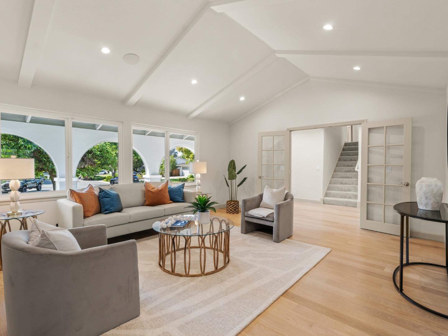 1033 Bright Oak Place