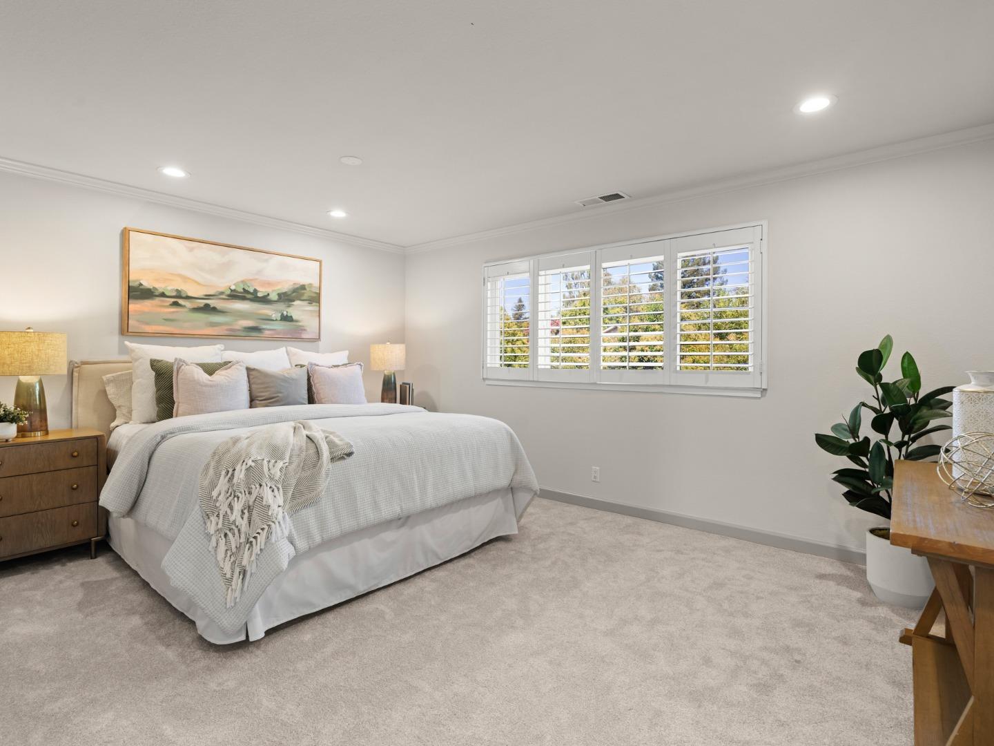 1033 Bright Oak Place