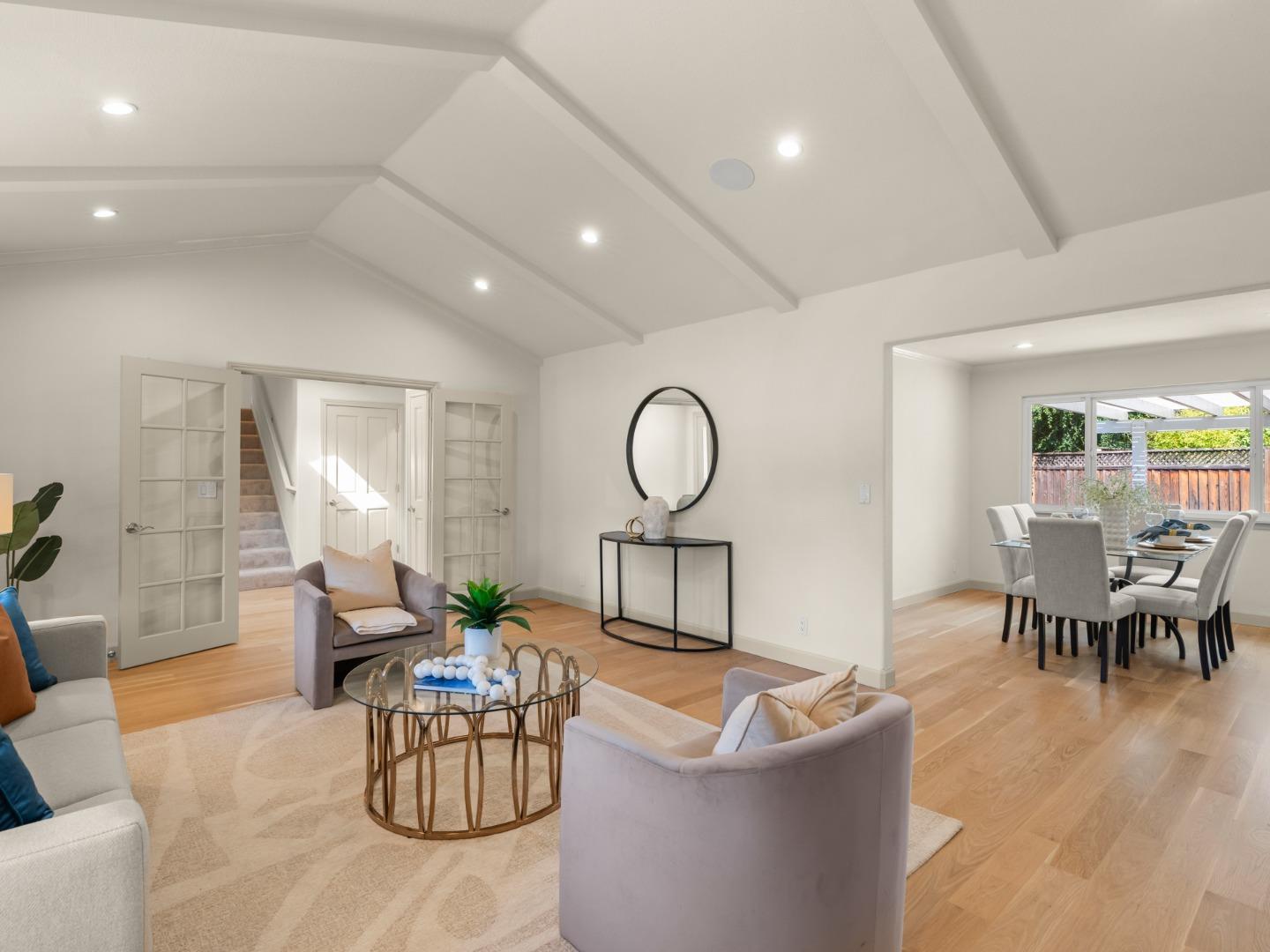 1033 Bright Oak Place