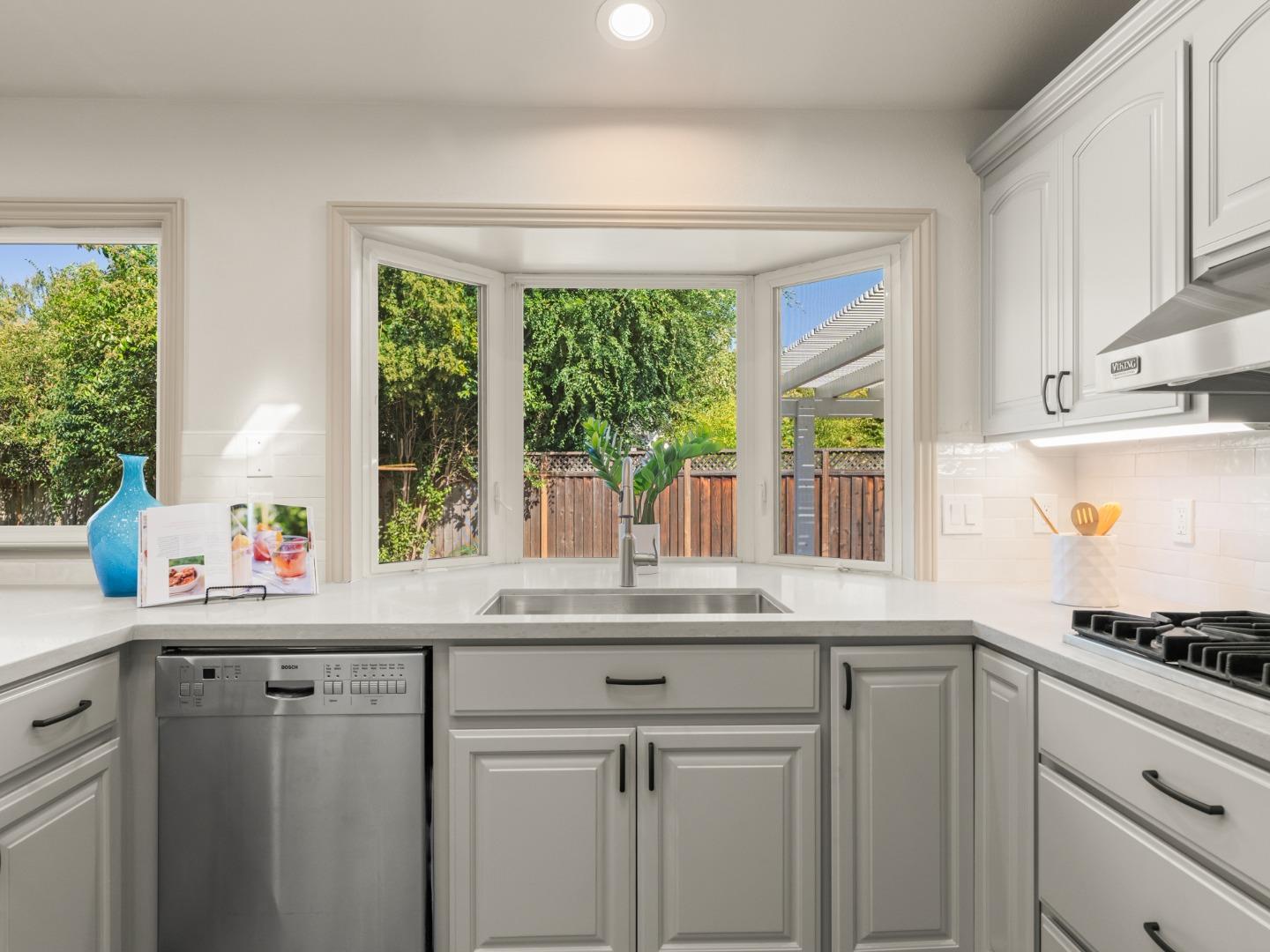 1033 Bright Oak Place