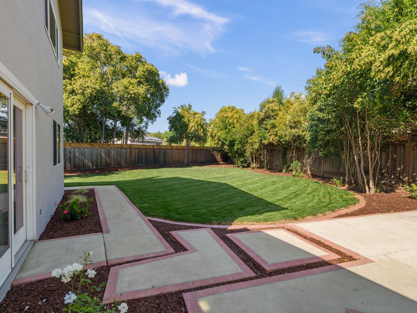 1033 Bright Oak Place