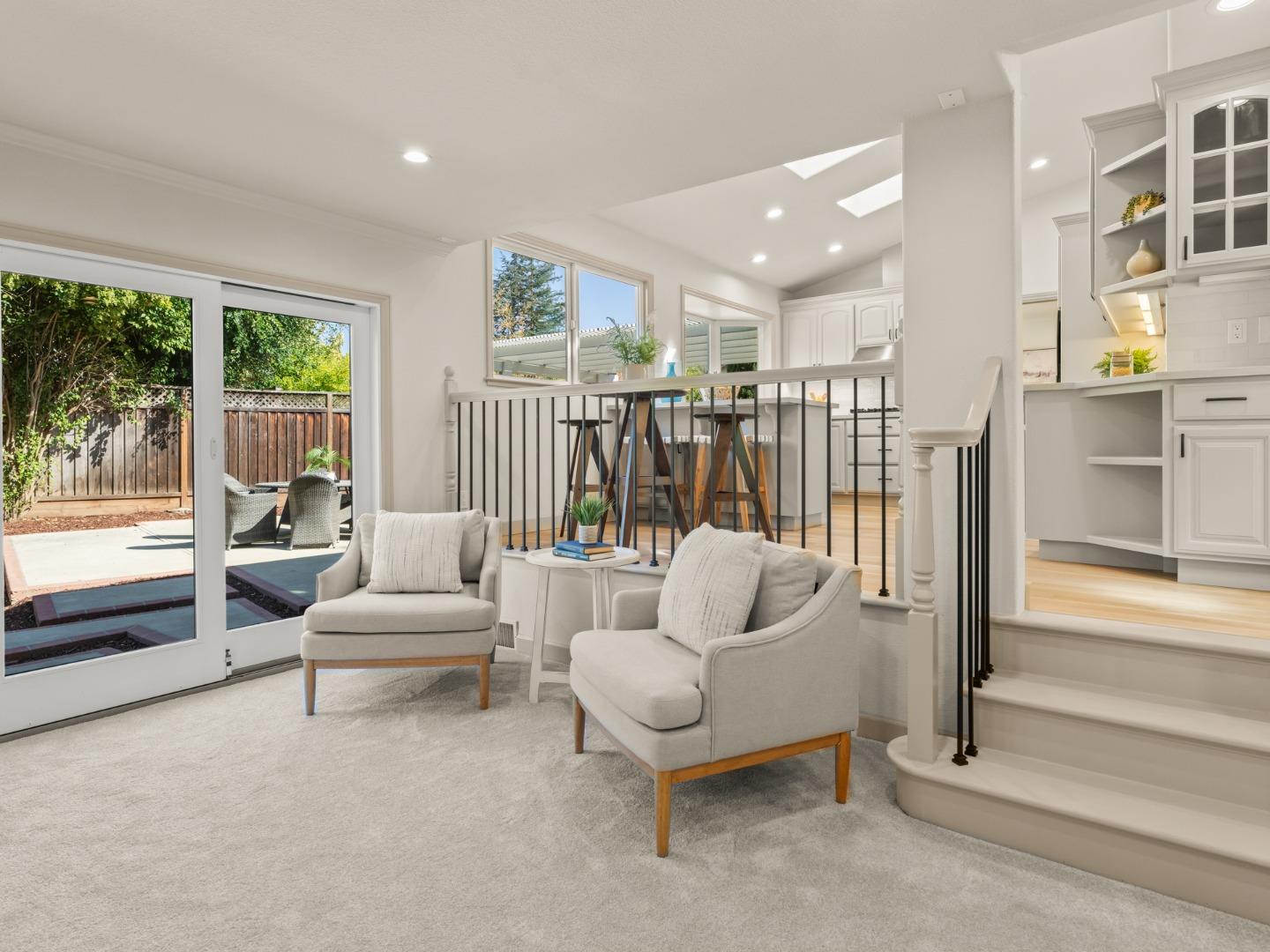 1033 Bright Oak Place