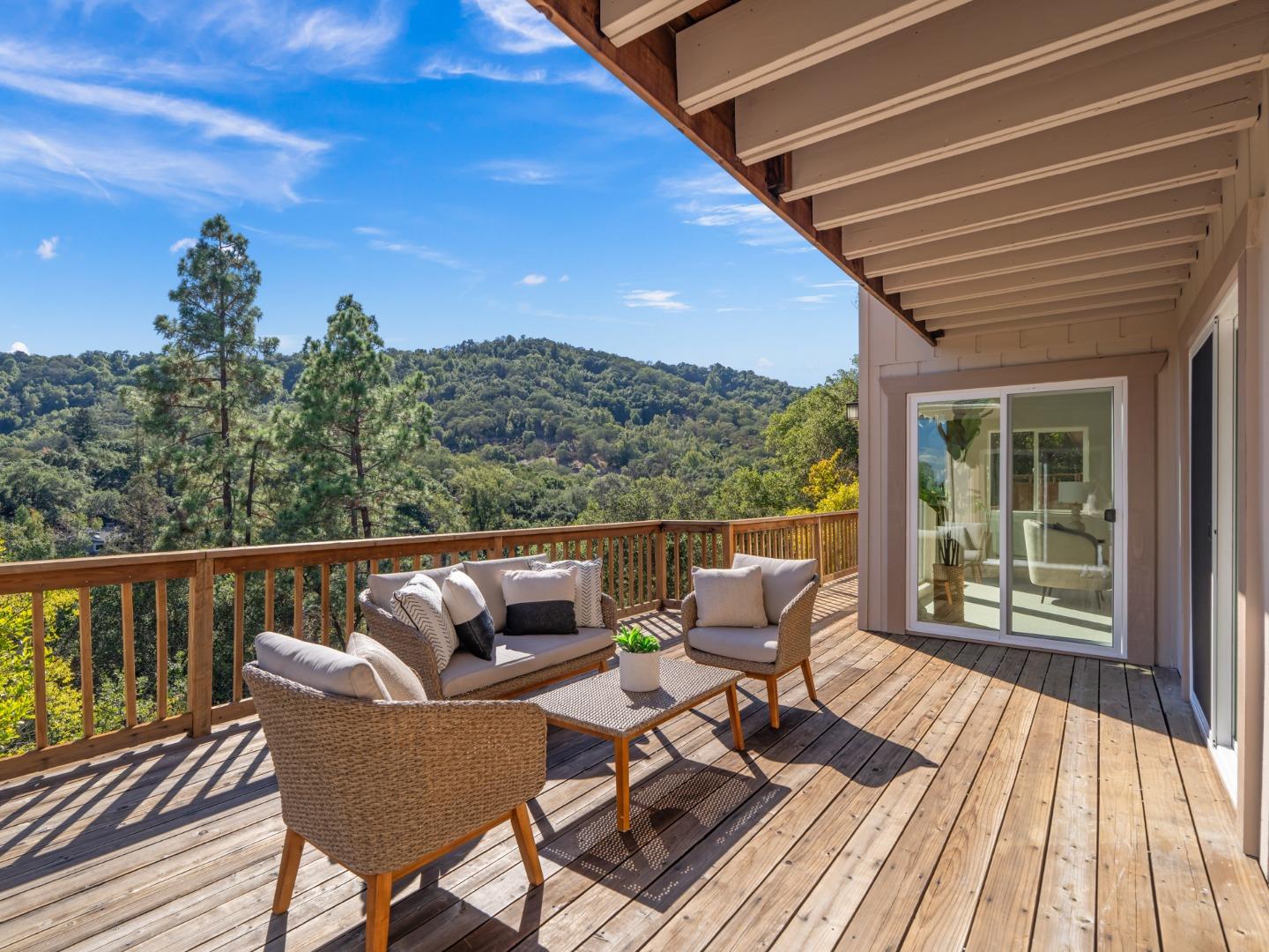 6746 Lookout Bend